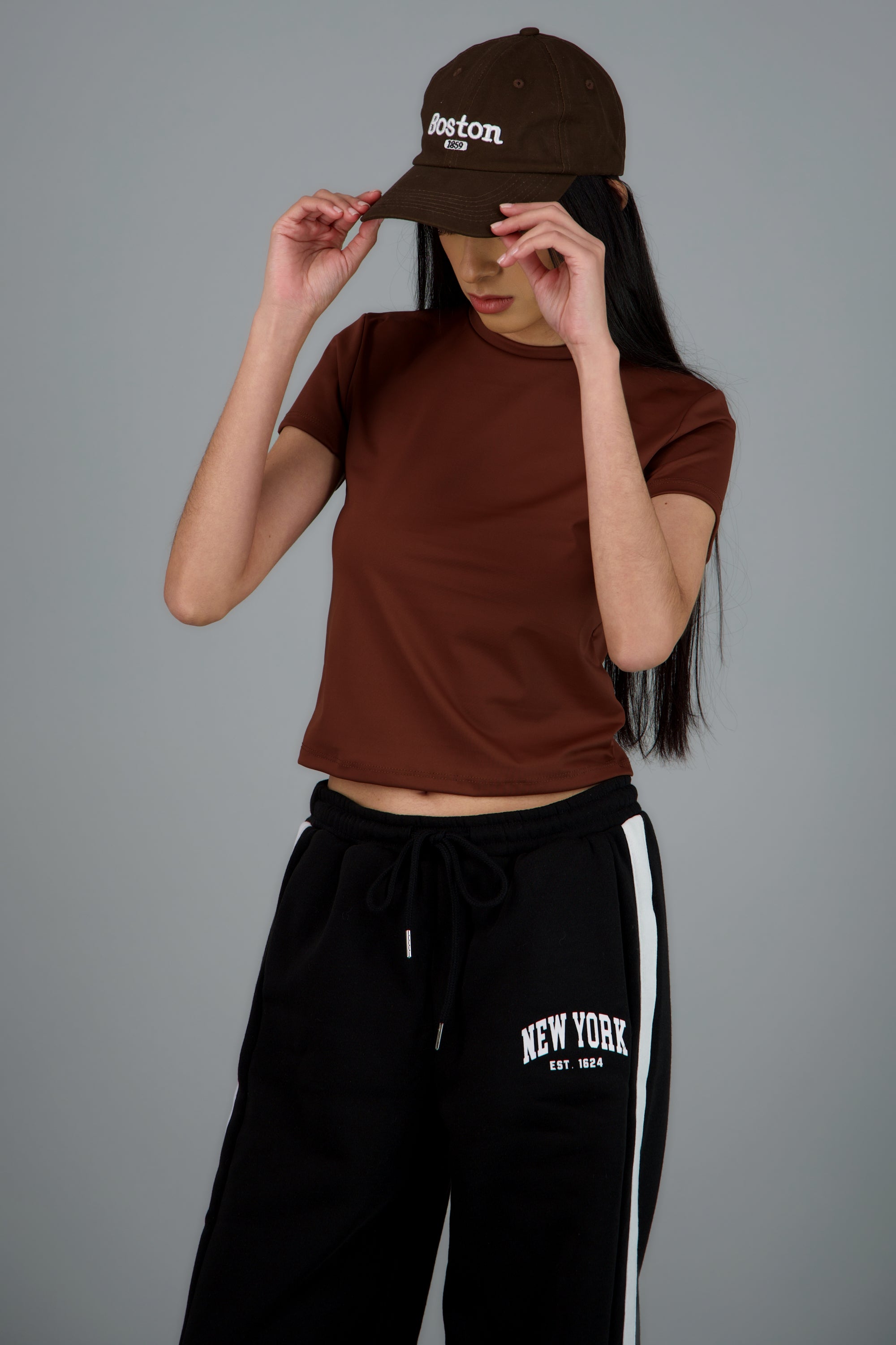 Playera deportiva manga corta lisa CHOCOLATE