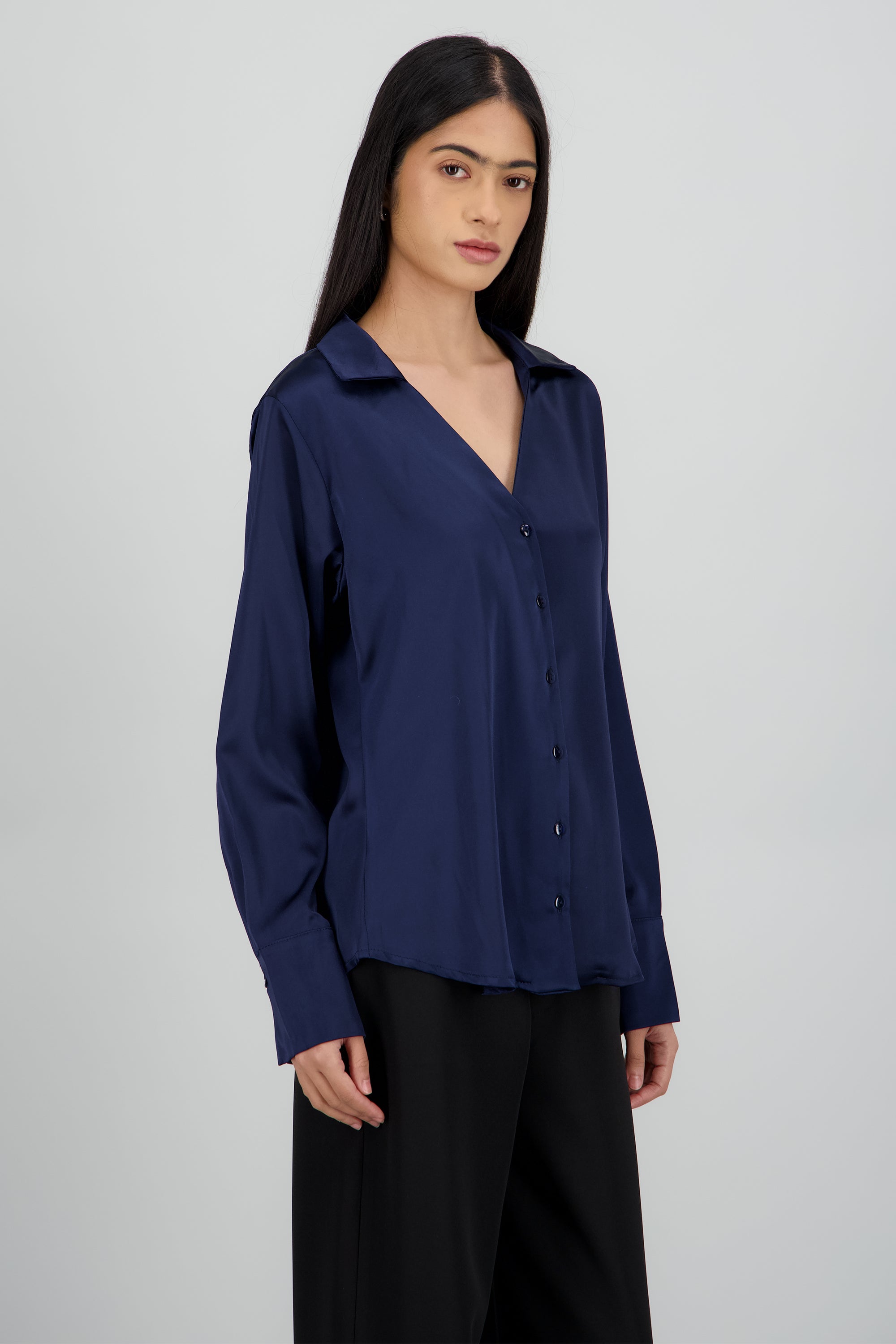 Camisa satin con escote v MARINO