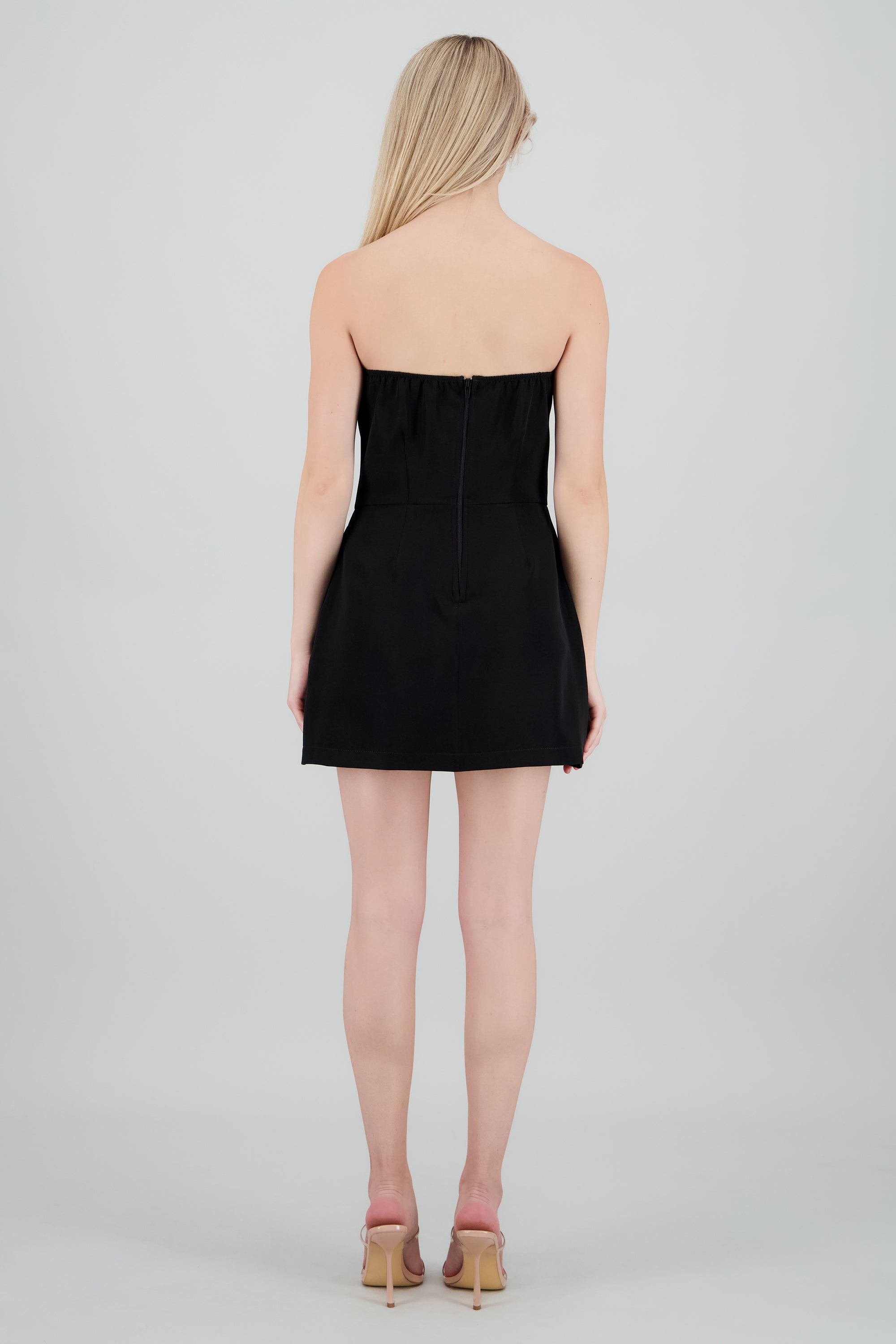 Vestido mini strapless liso NEGRO