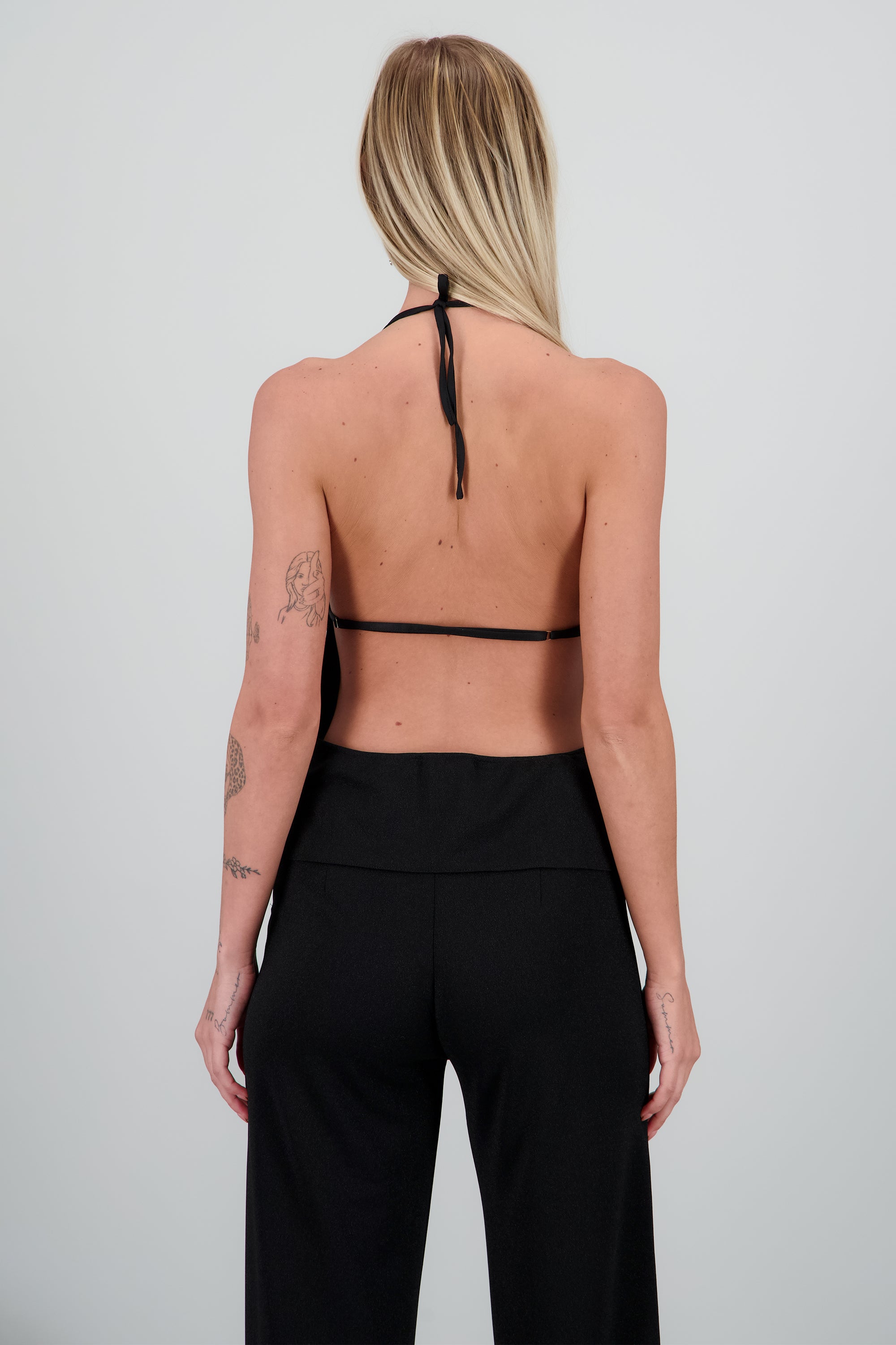 Top Halter Metalizado NEGRO