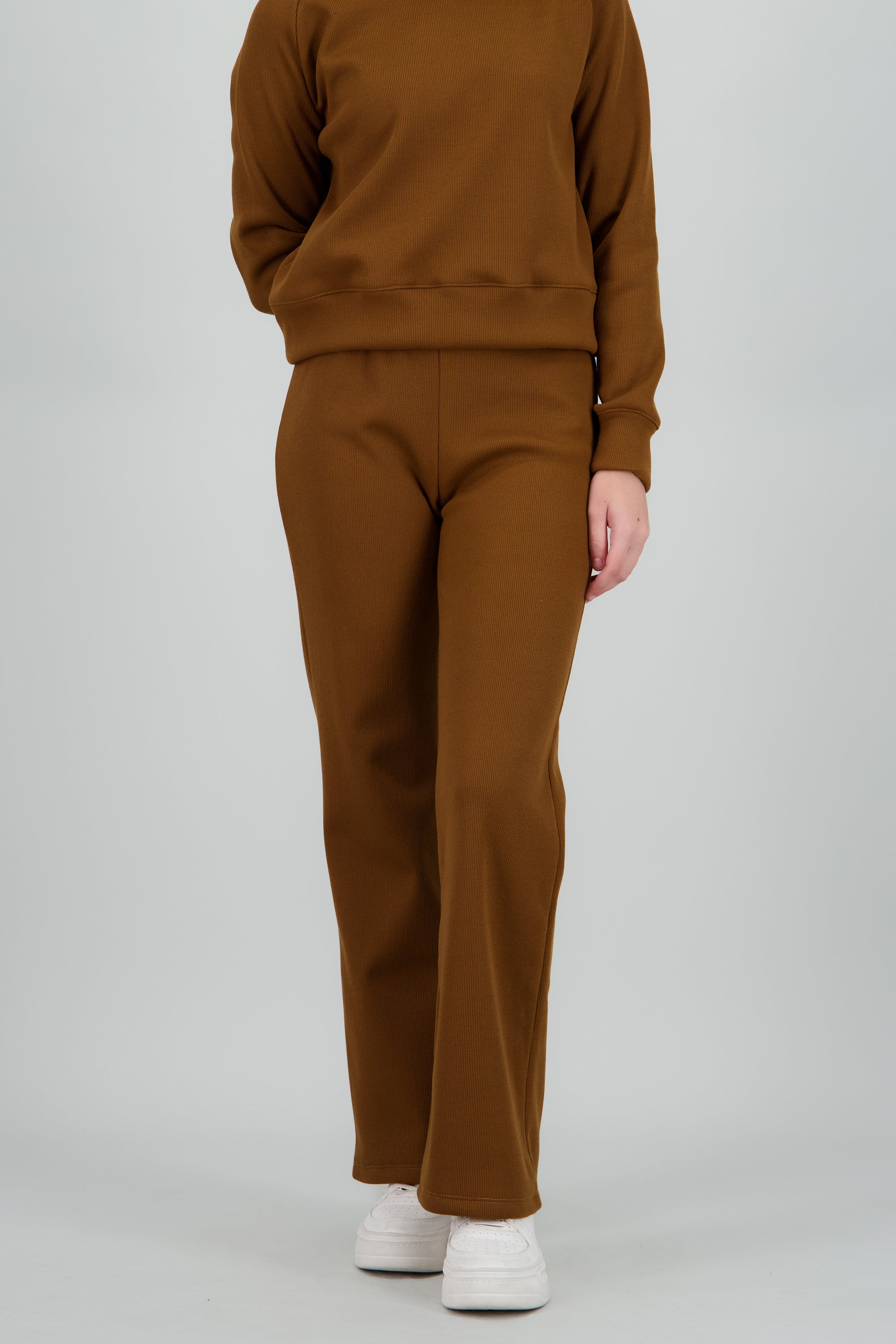 Pants resorte detalle flece CAMELLO