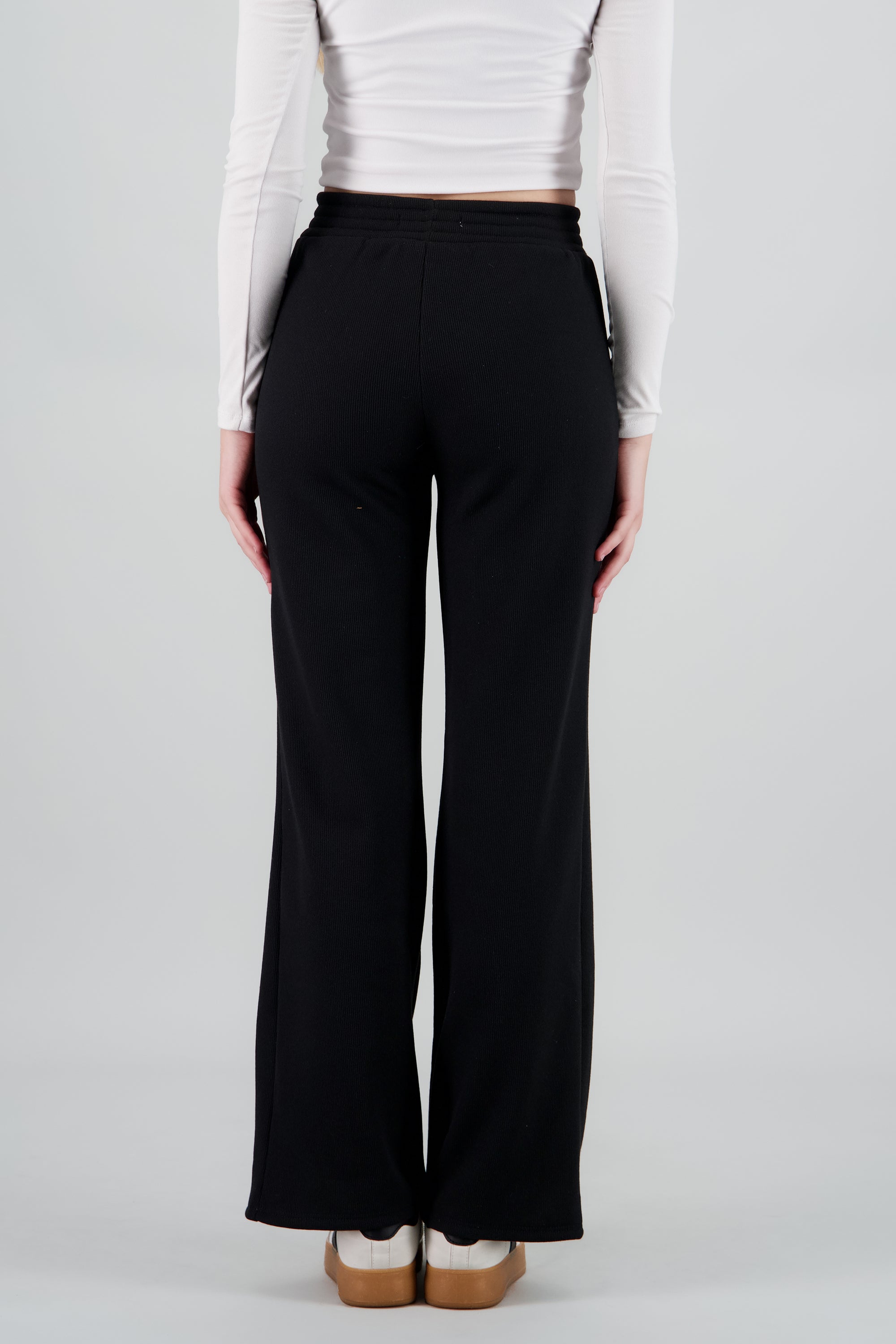 Pants resorte detalle flece NEGRO
