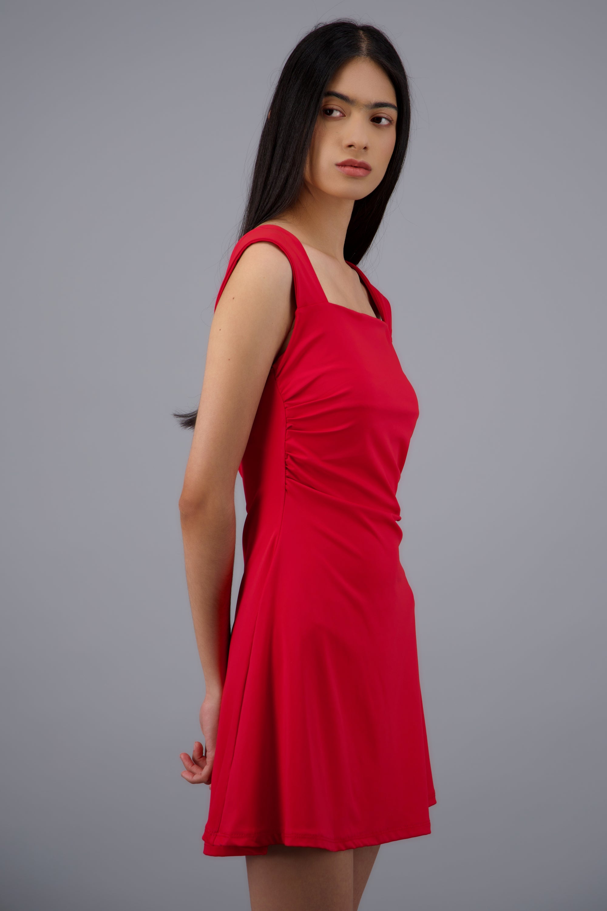 Vestido tirantes detalle frunces ROJO
