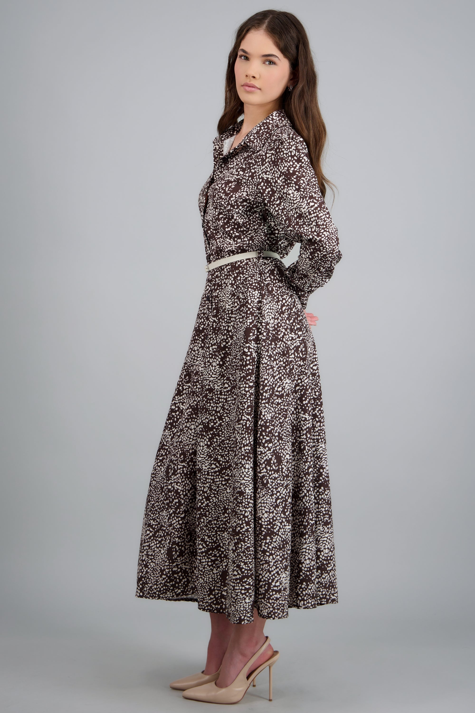 Vestido maxi manga larga estampado con cinto CHOCOLATE