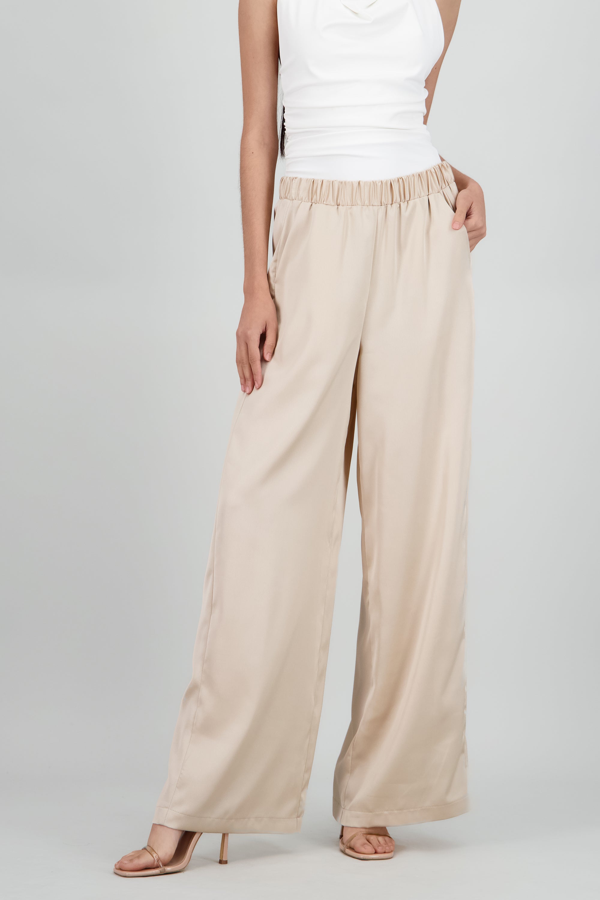 Pantalon satinado pretina resorte NUDE