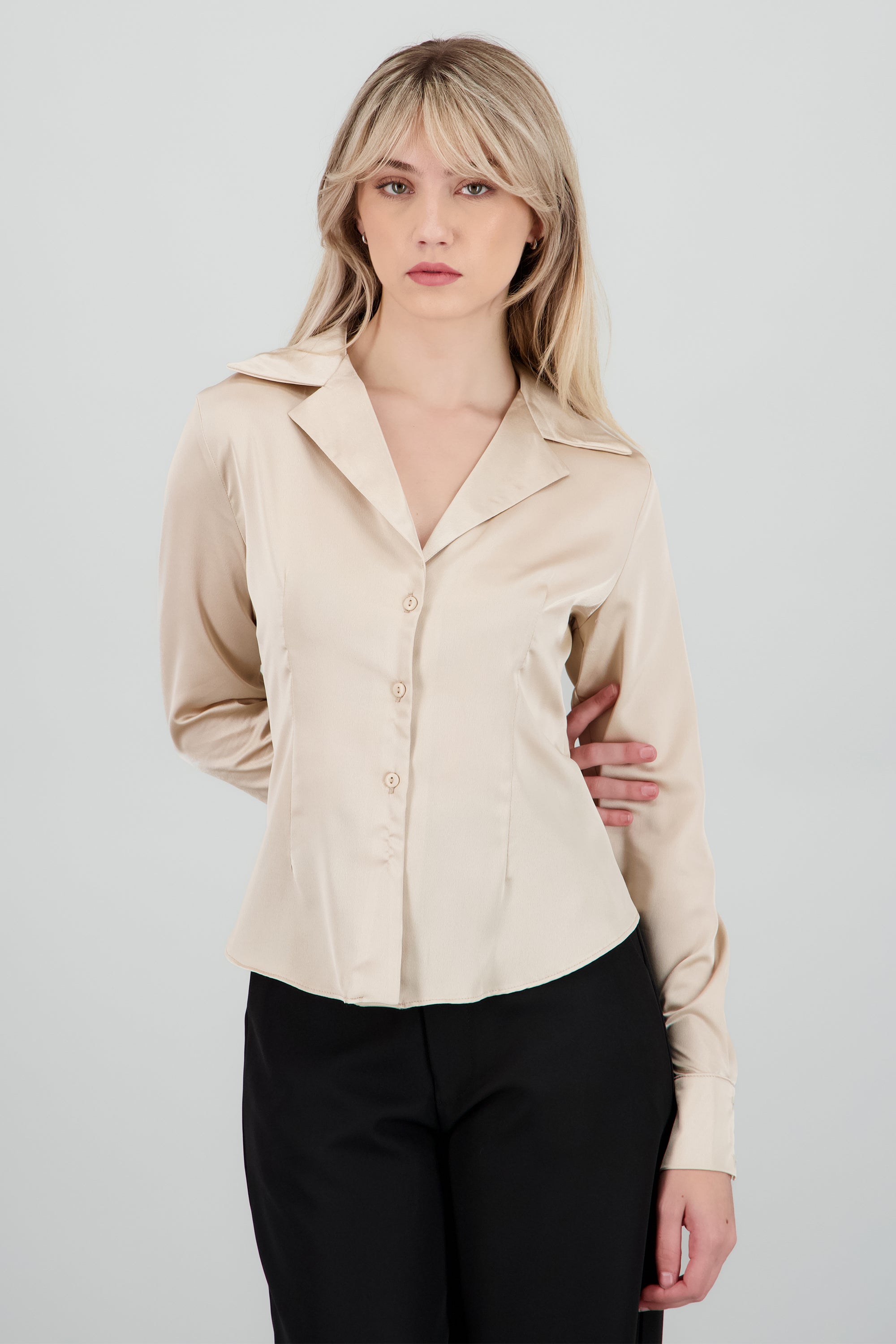 Camisa satin lace up espalda NUDE