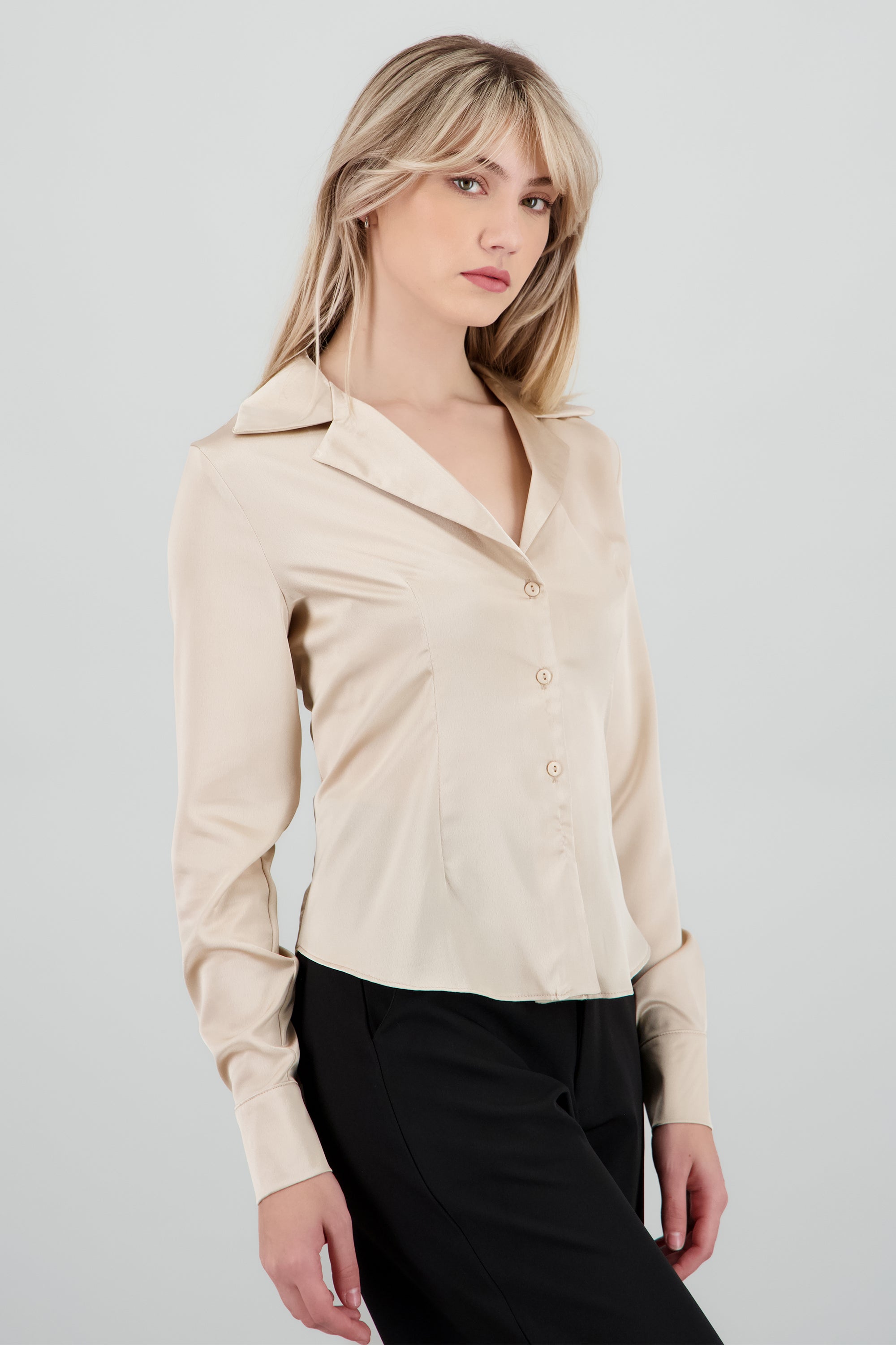 Camisa satin lace up espalda NUDE