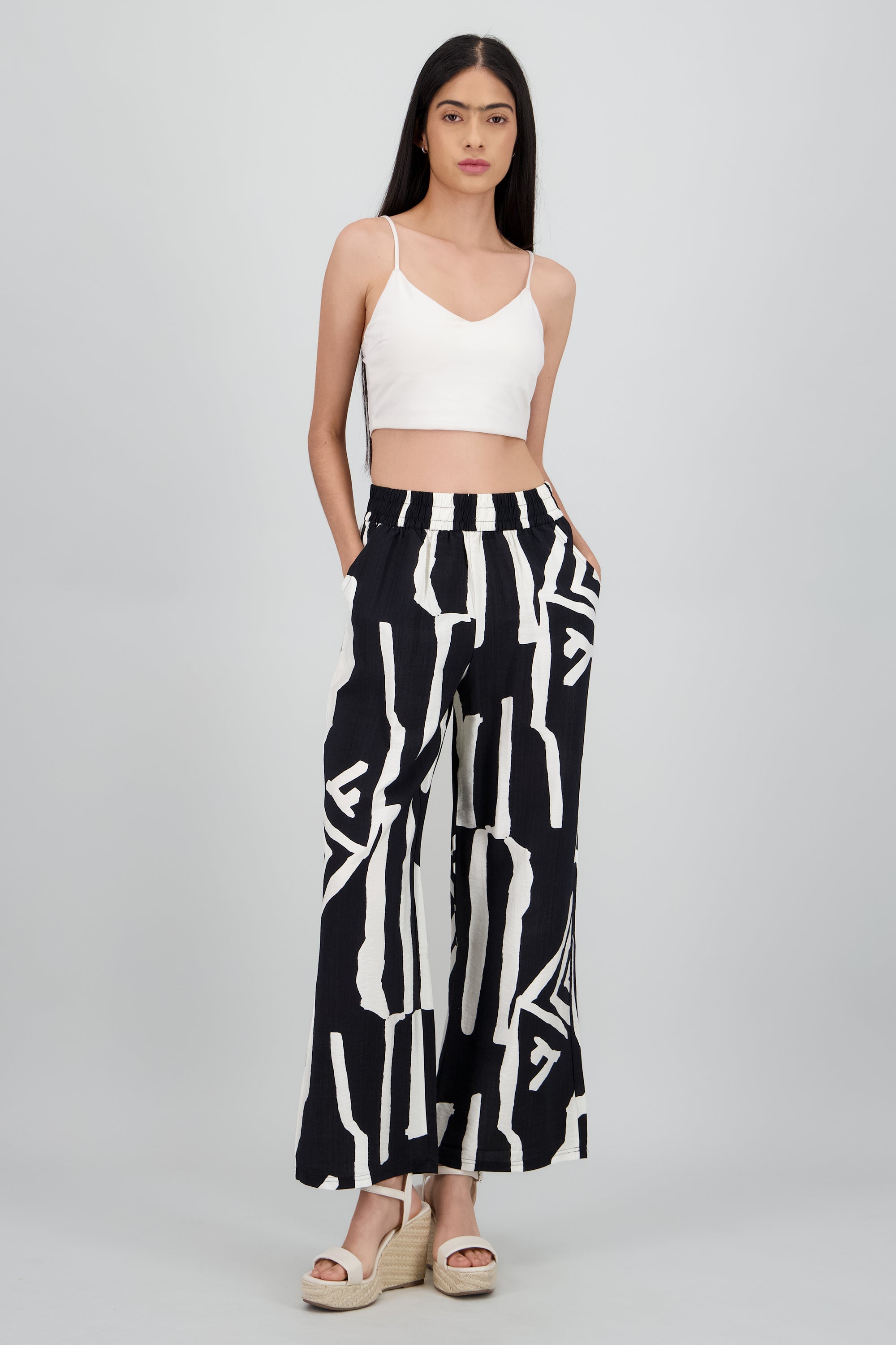 Pantalon estampado asimetrico NEGRO COMBO