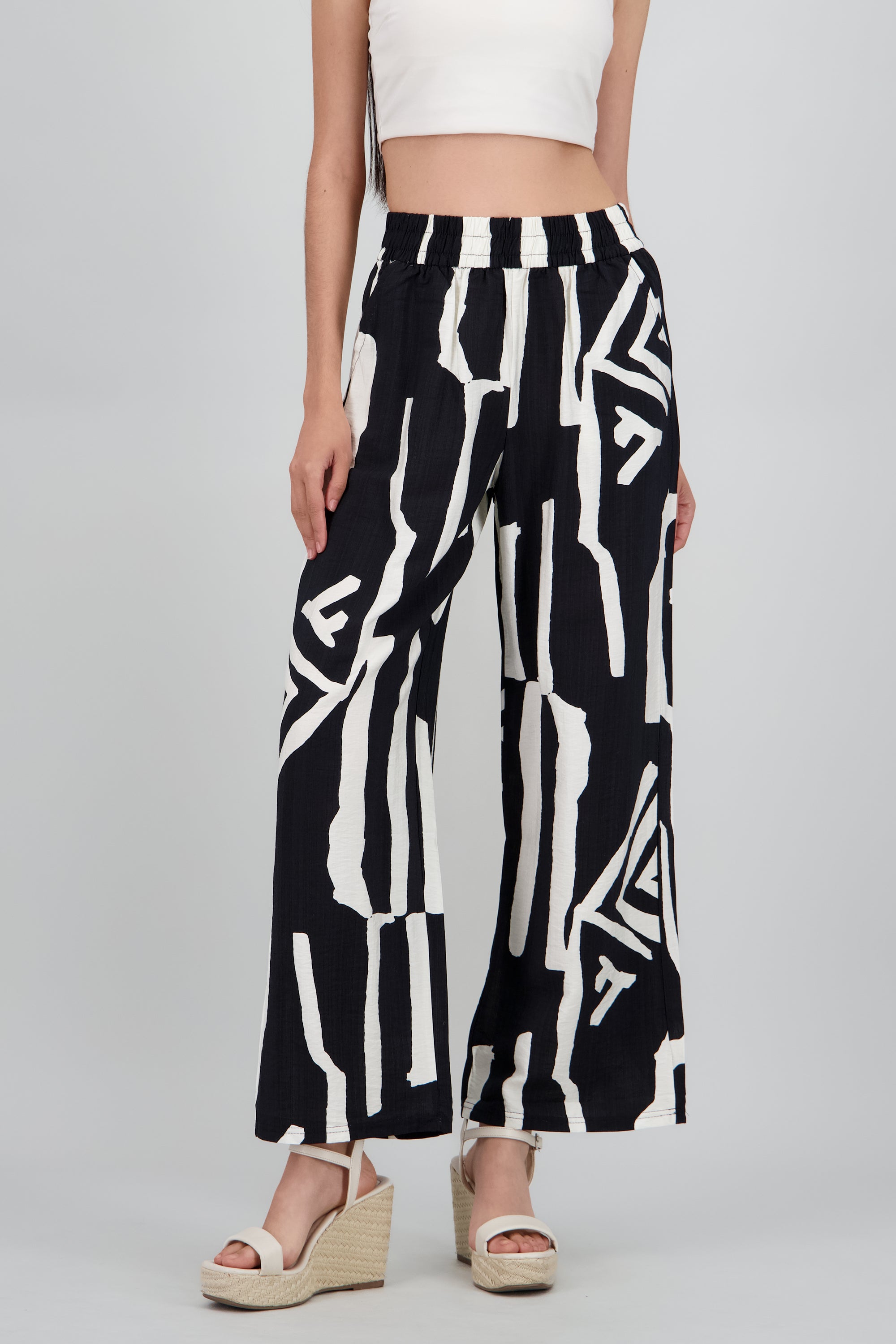 Pantalon estampado asimetrico NEGRO COMBO