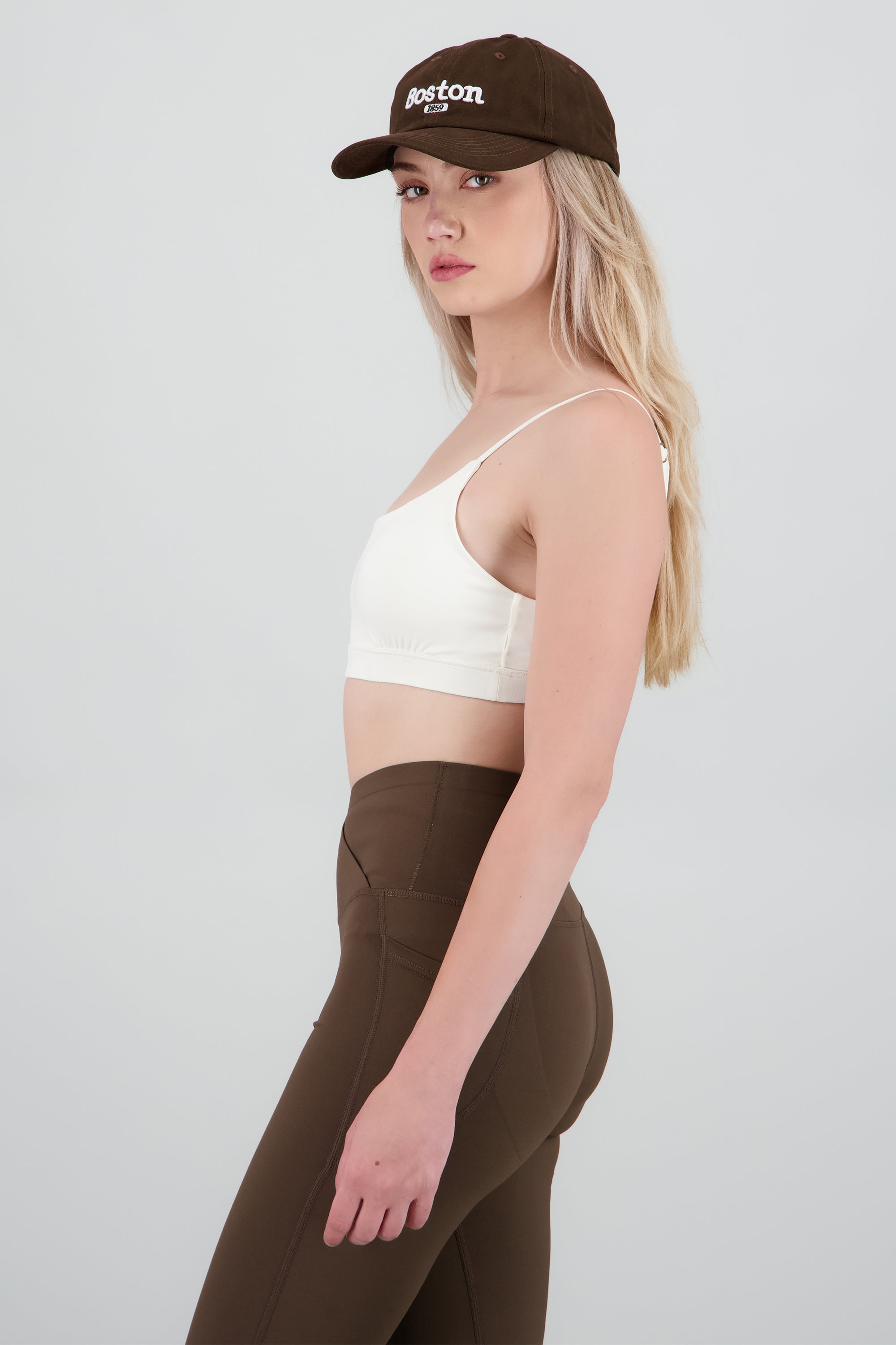 Top deportivo liso HUESO