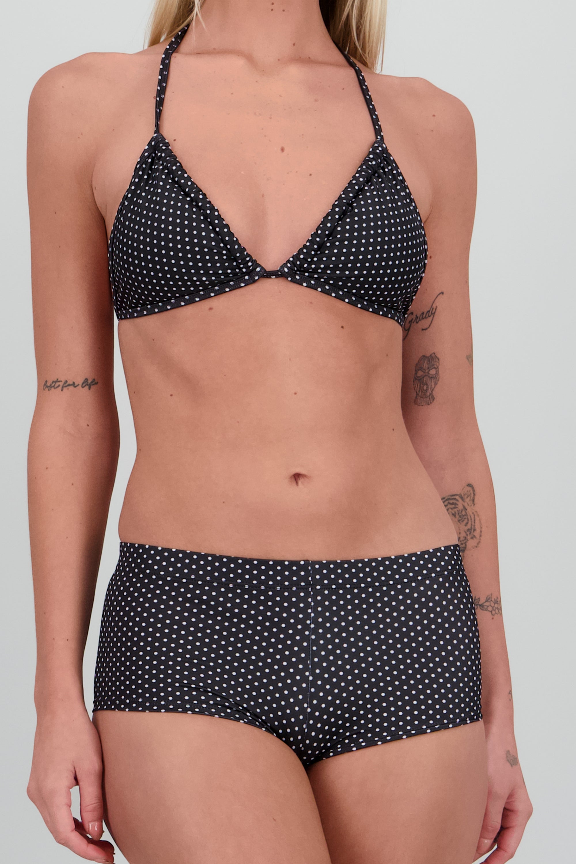 Bikini puntitos calzon short NEGRO COMBO