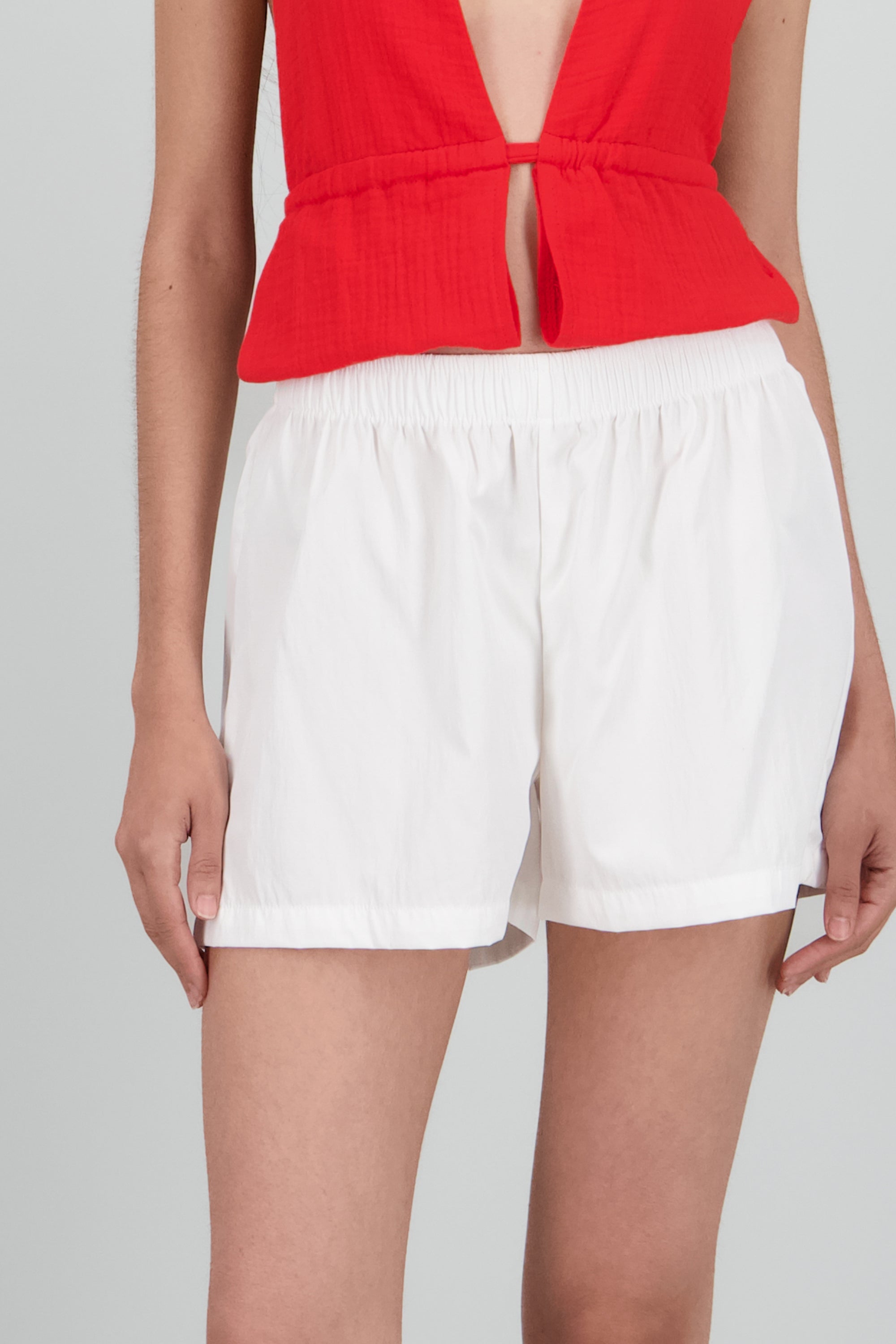 Short resorte ligero HUESO