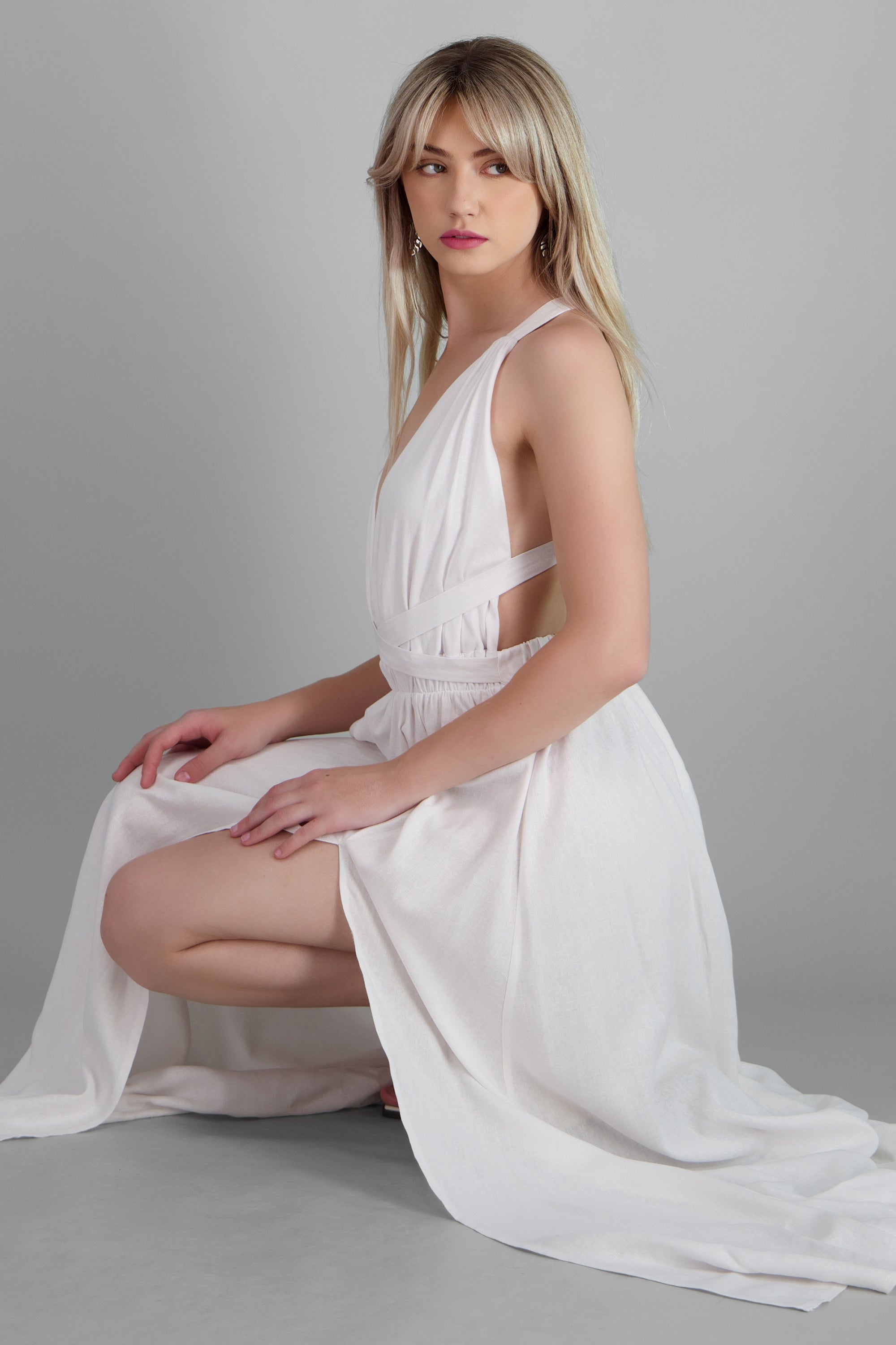 Vestido ligero maxi cruzado HUESO