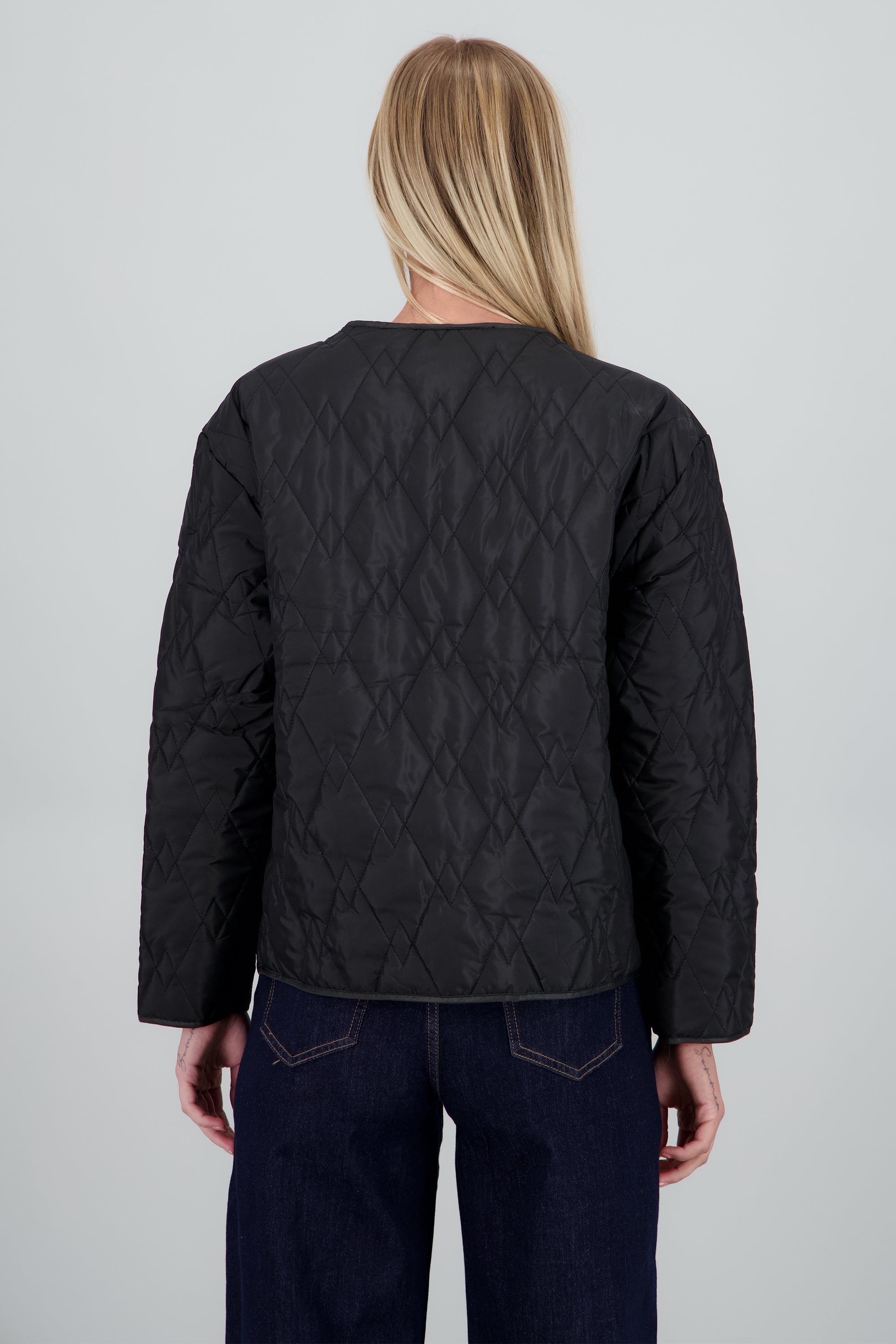 Chamarra lisa ligera capitonada NEGRO