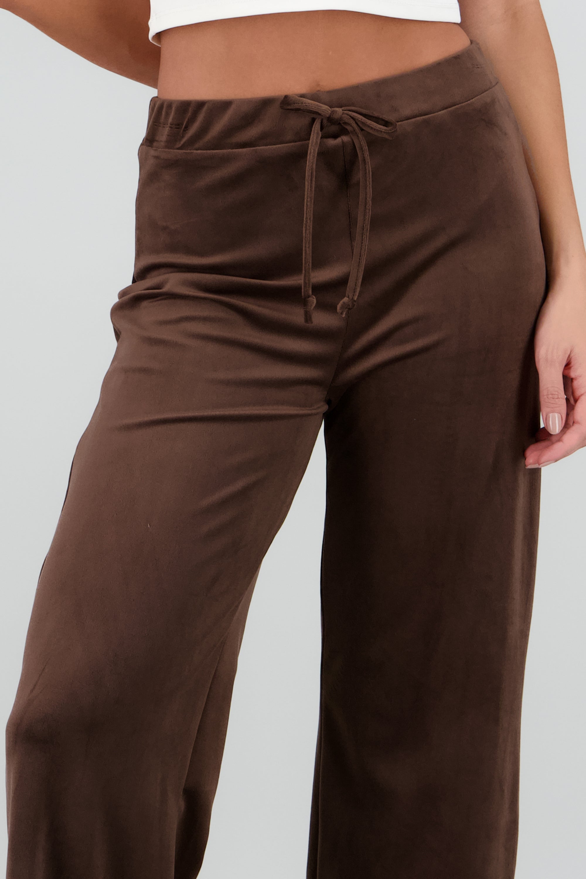 Pantalon amplio terciopelo detalle jareta CAFE