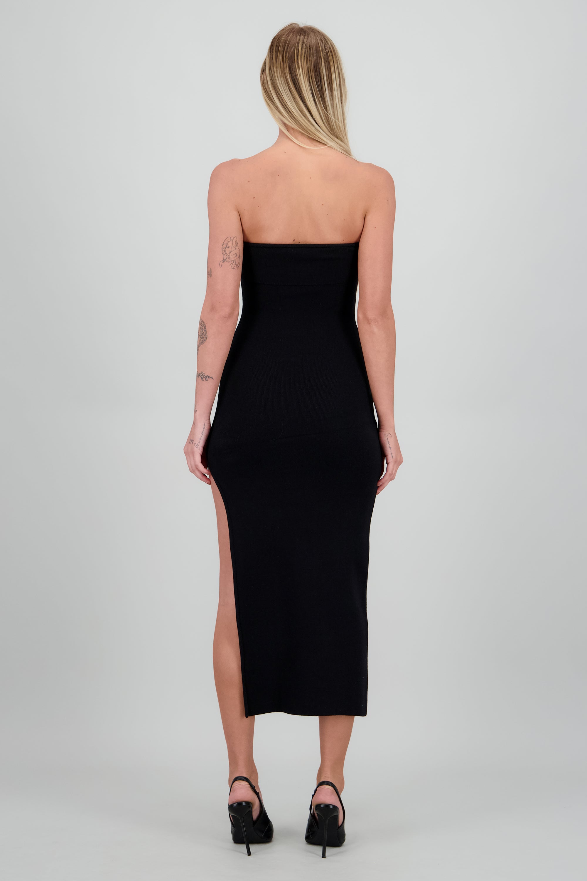 Vestido maxi doblez liso NEGRO