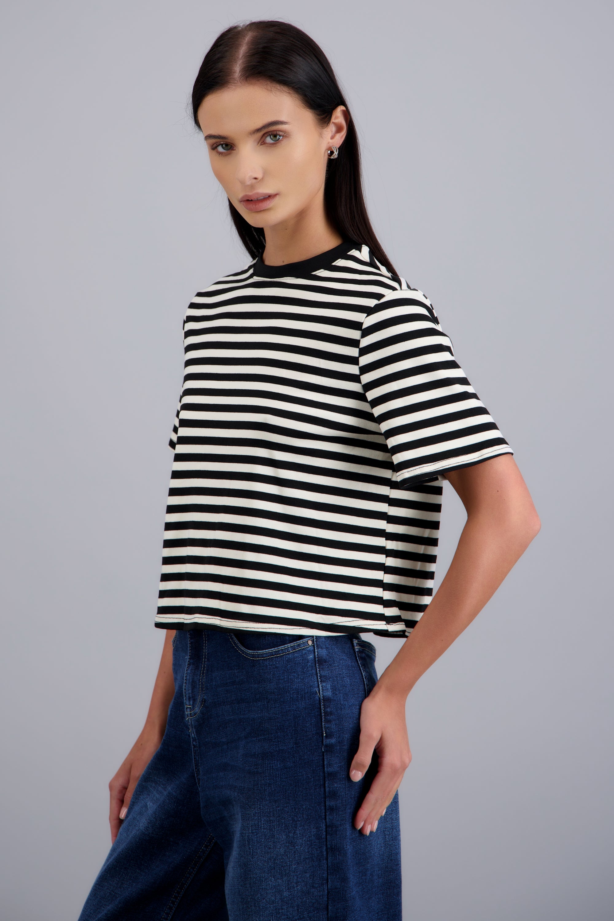 Playera de rayas boxy NEGRO COMBO
