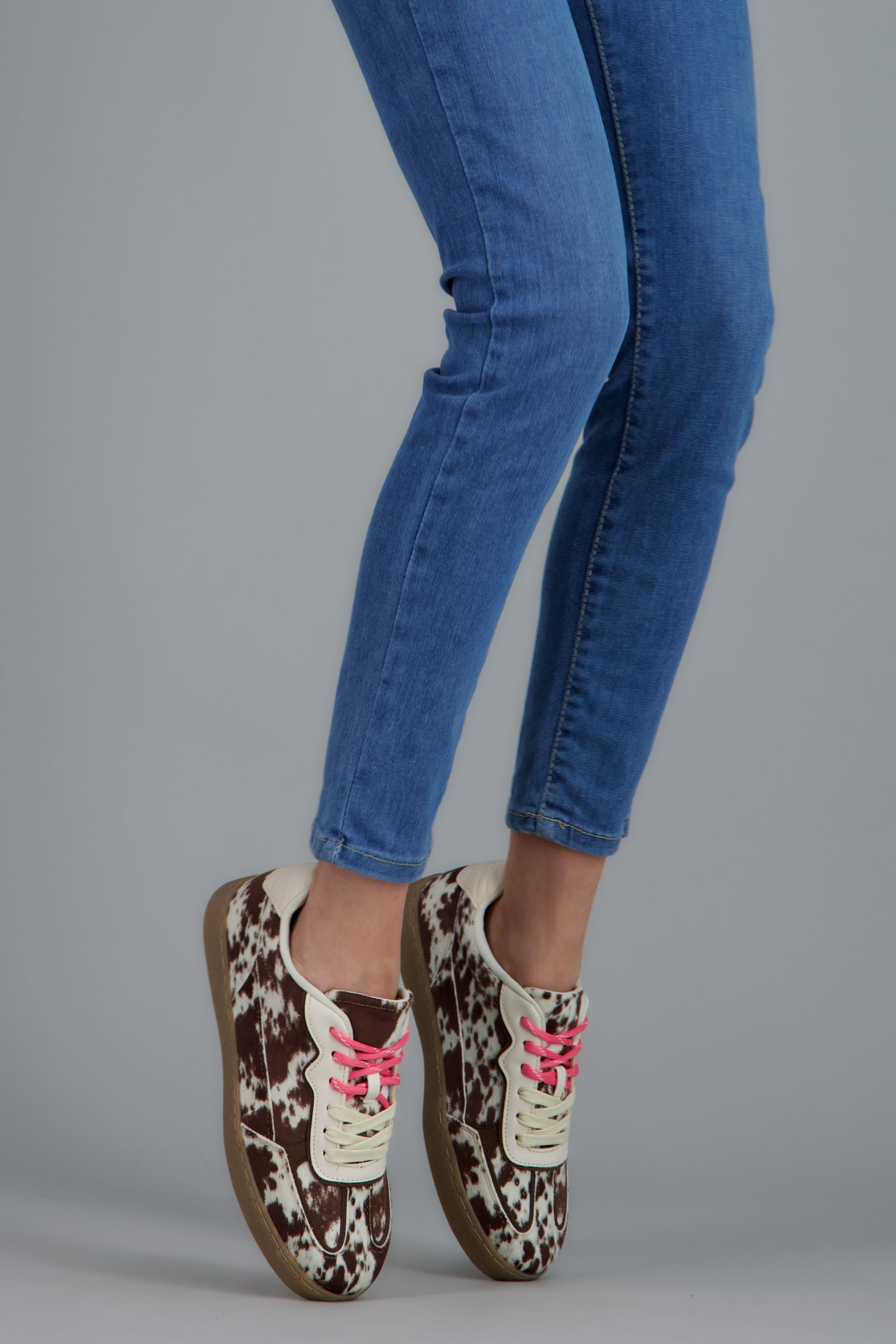 Tenis animalprint vaca doble agujeta CAFE COMBO