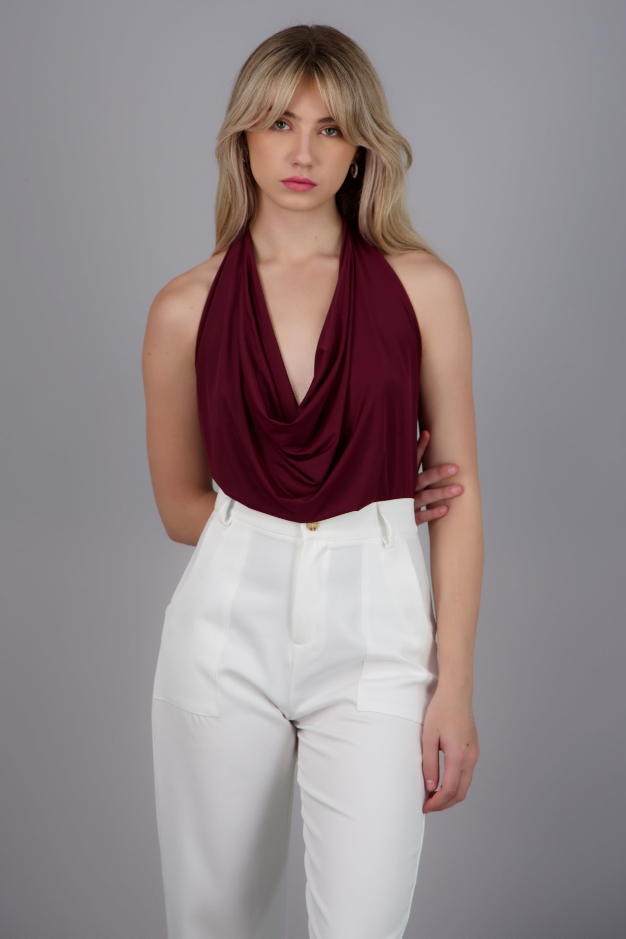 Top Halter Drapeado Escote Cascada CIRUELA