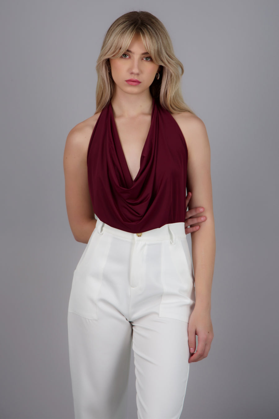 Top Halter Drapeado Escote Cascada