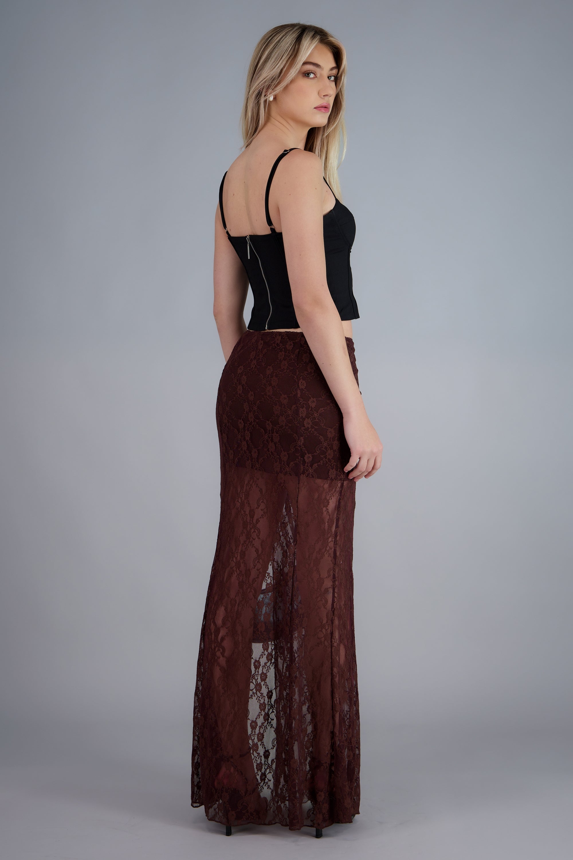 Falda maxi encaje abertura CHOCOLATE