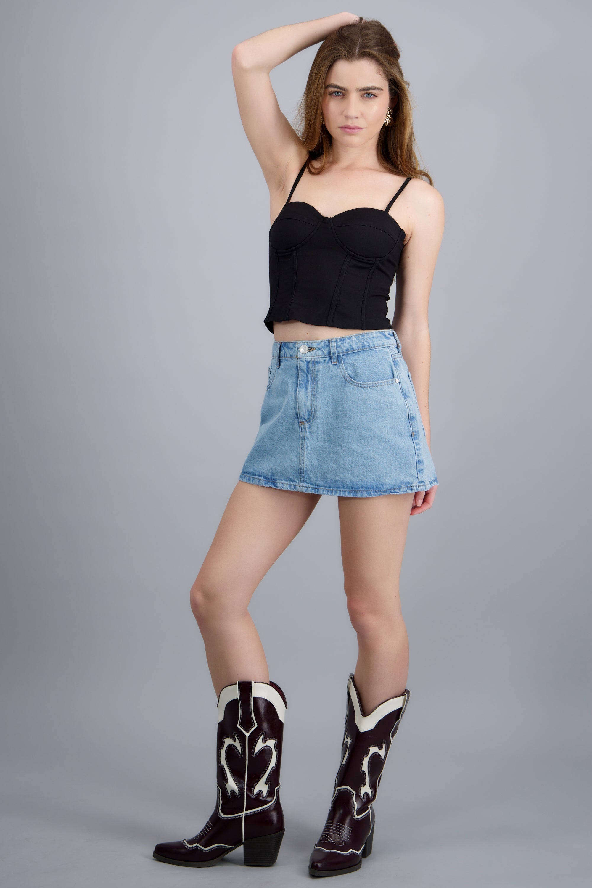 Bota vaquera contrastes bordados CIRUELA