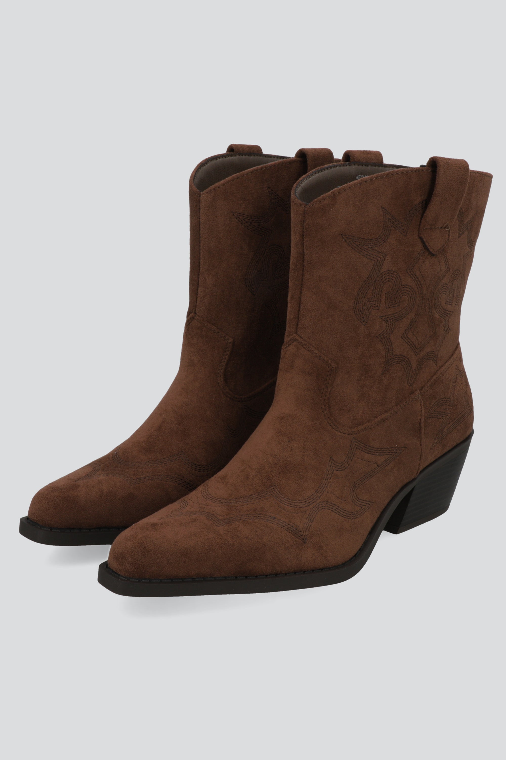 Botin bordado gamucina CAFE