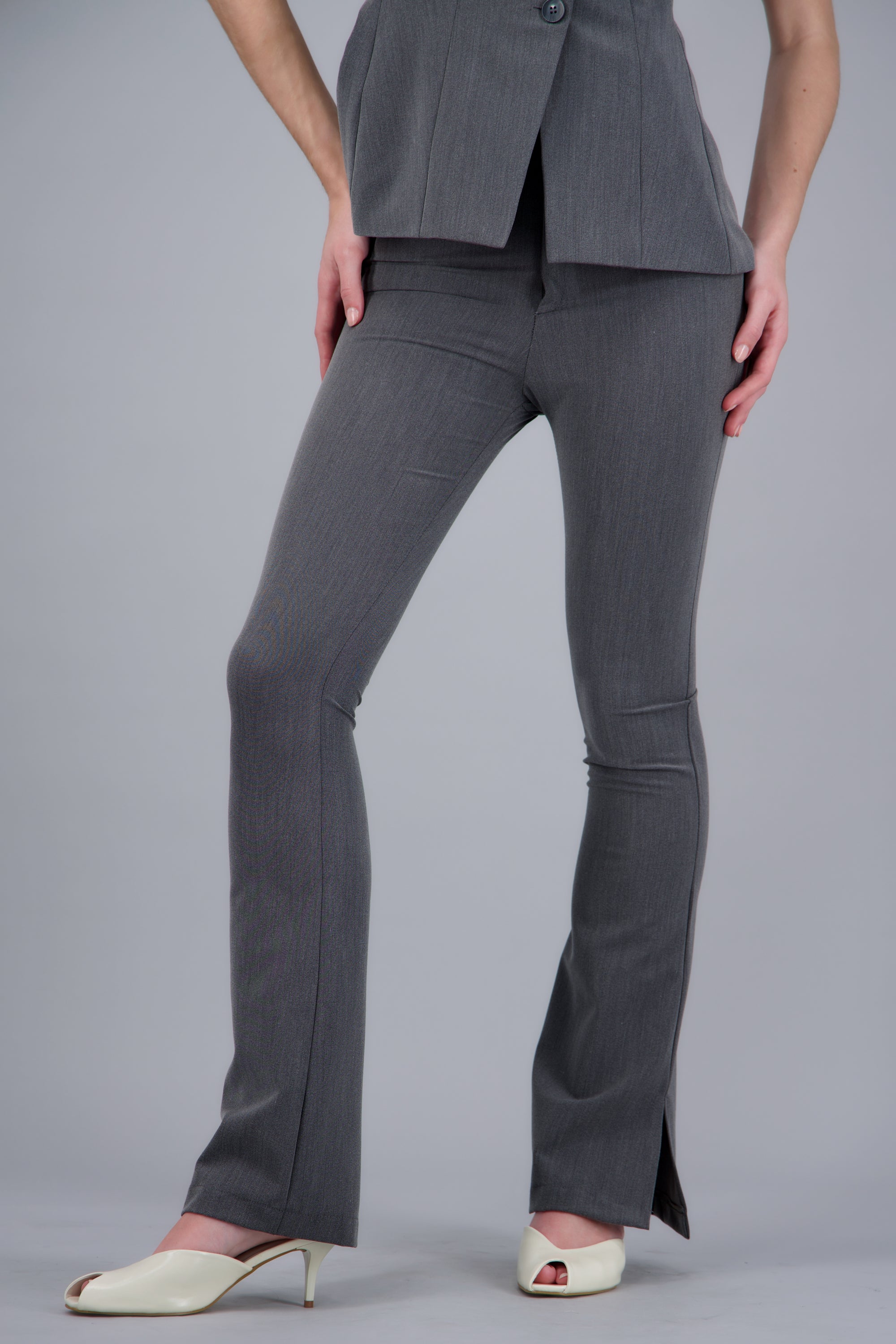 Tacon kitten pep toe HUESO