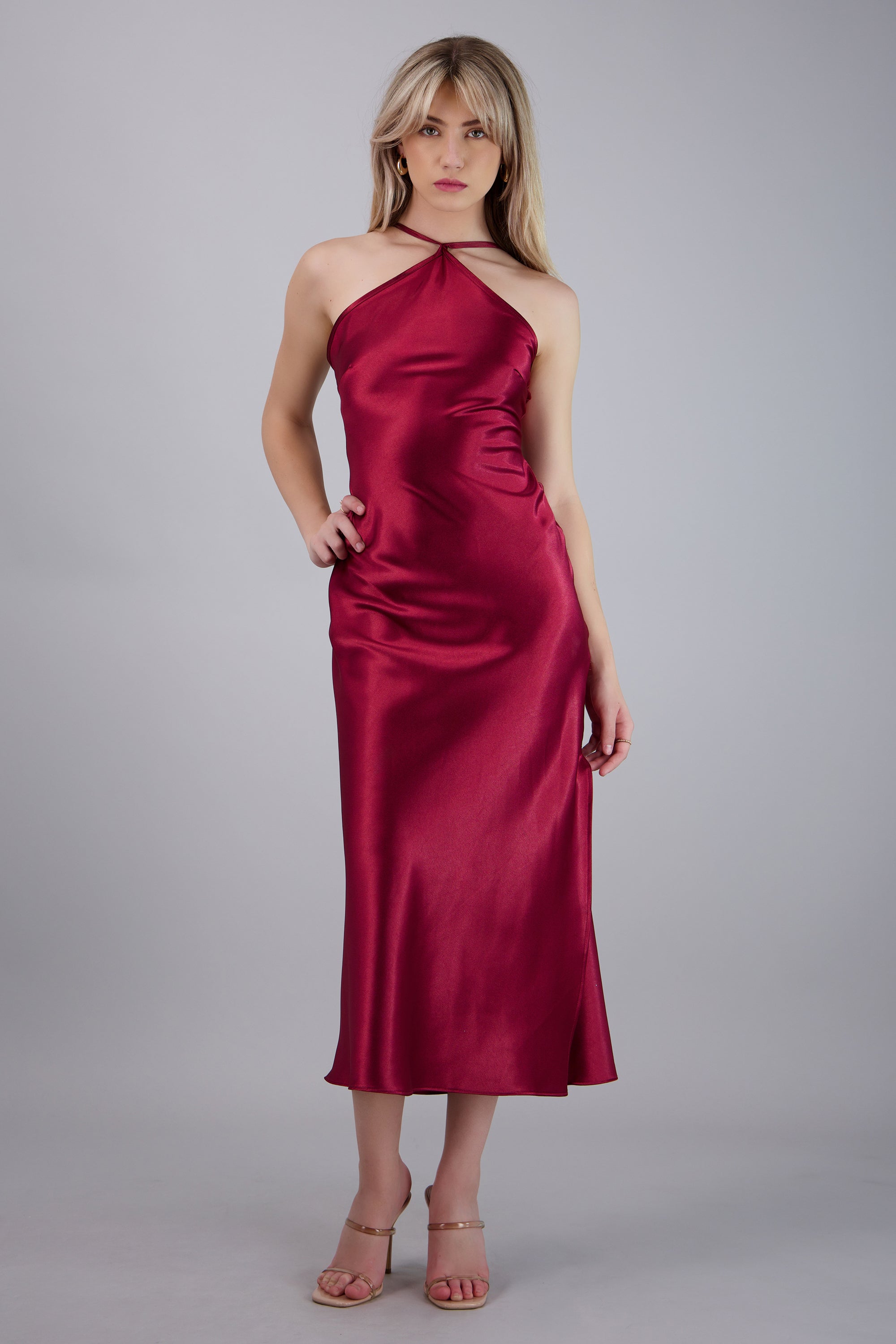 Vestido halter satin midi cruce espalda VINO