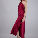 Vestido halter satin midi cruce espalda