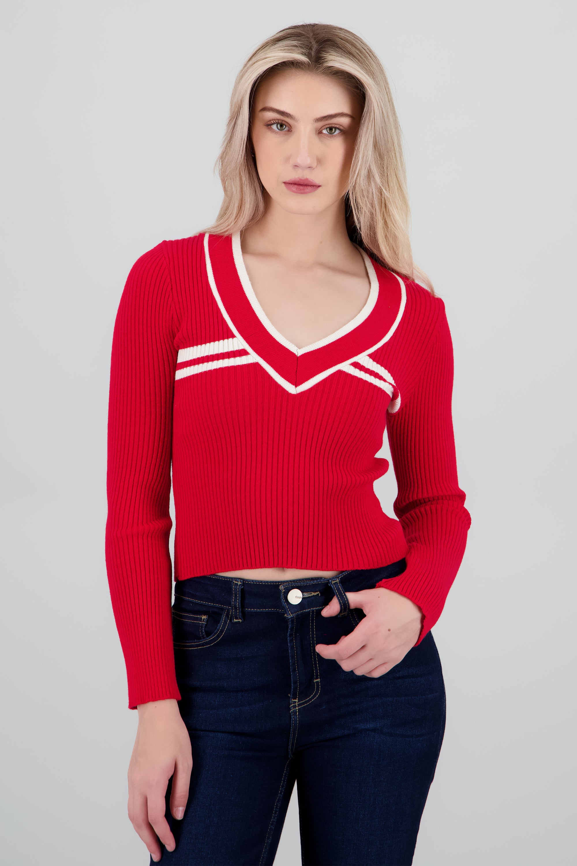 Sueter cuello V contraste ROJO CEREZA