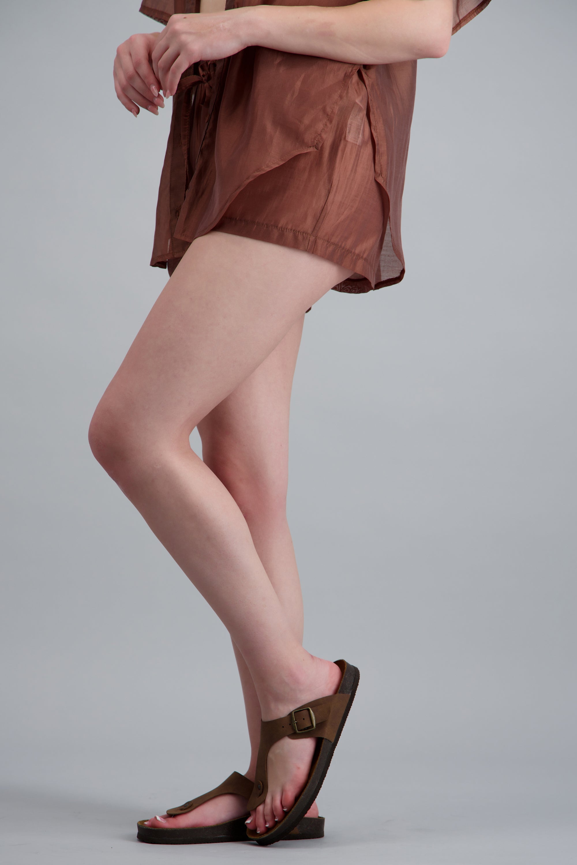 Sandalia plataforma corcho pata de gallo CAFE