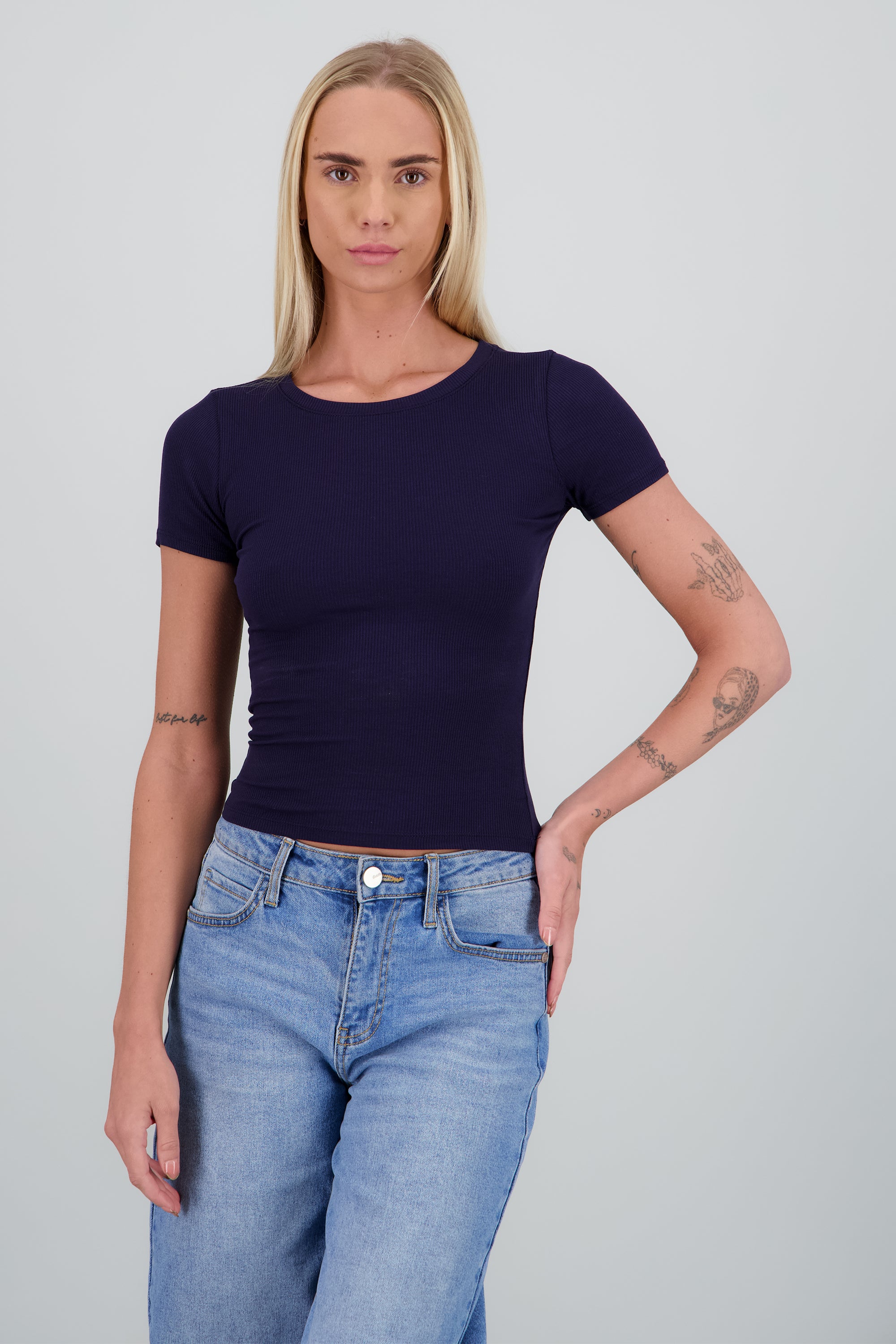 Top manga corta cuello redondo MARINO