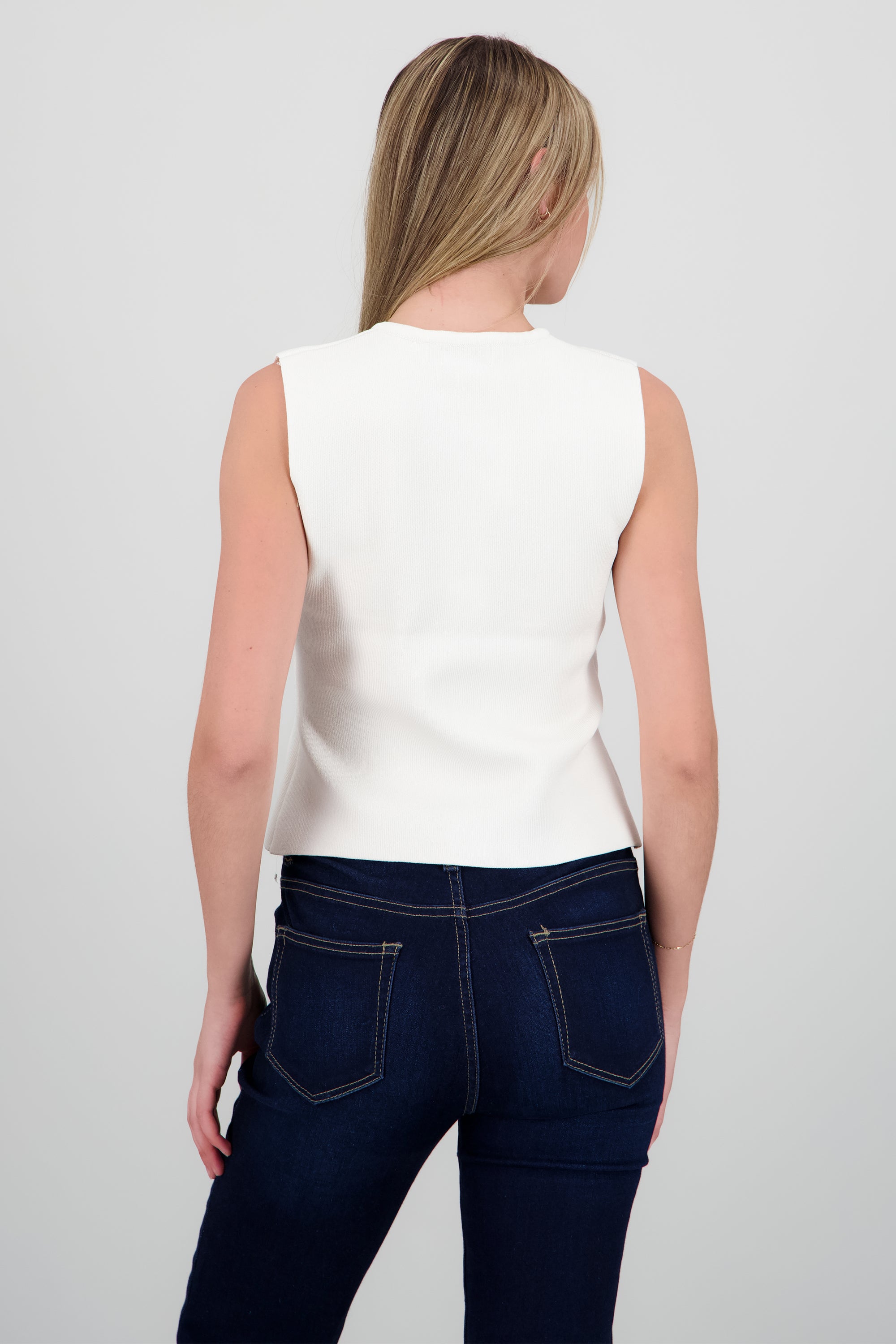 Top chaleco tejido detalle botones BLANCO