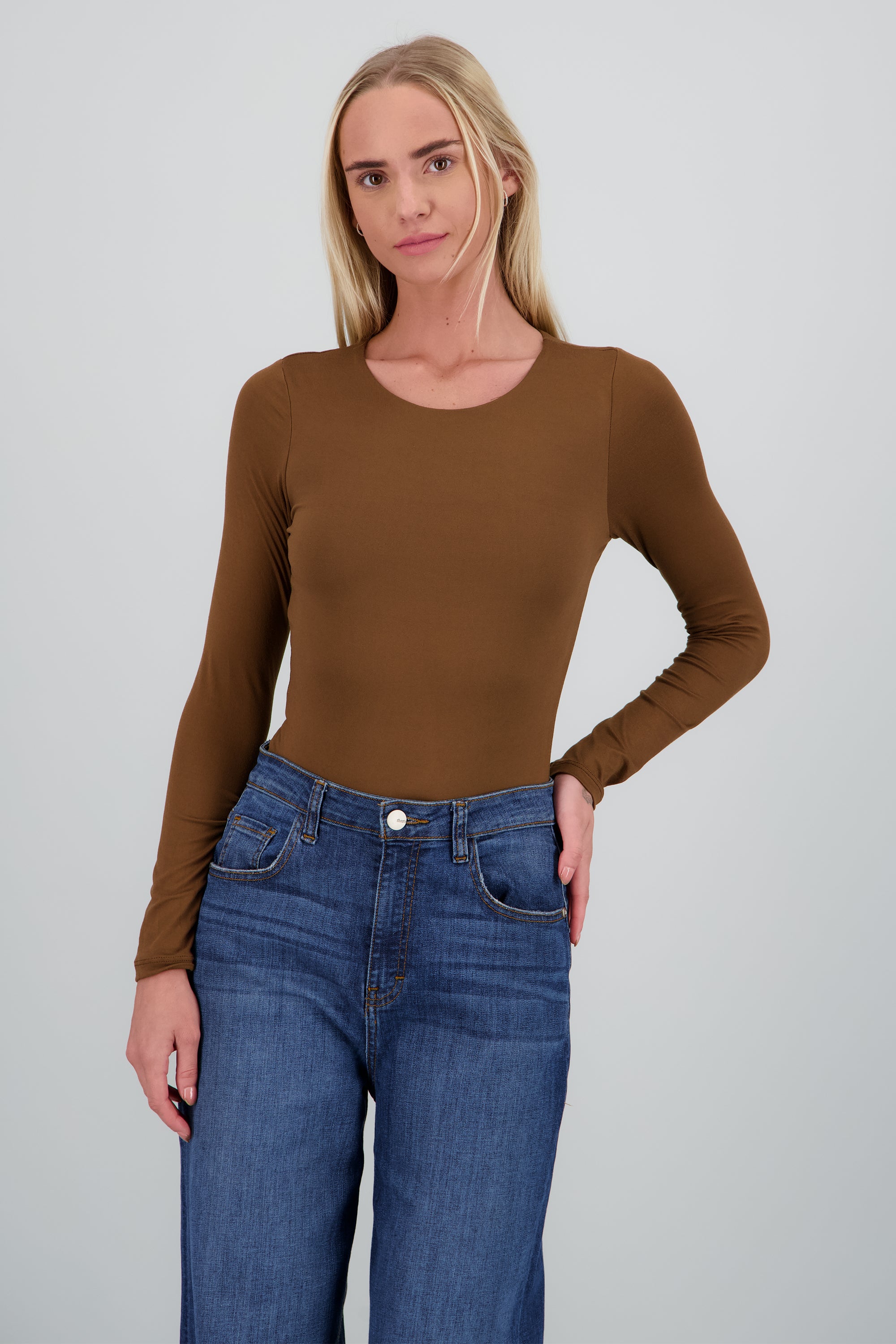 Bodysuit escote redondo cerrado CAFE