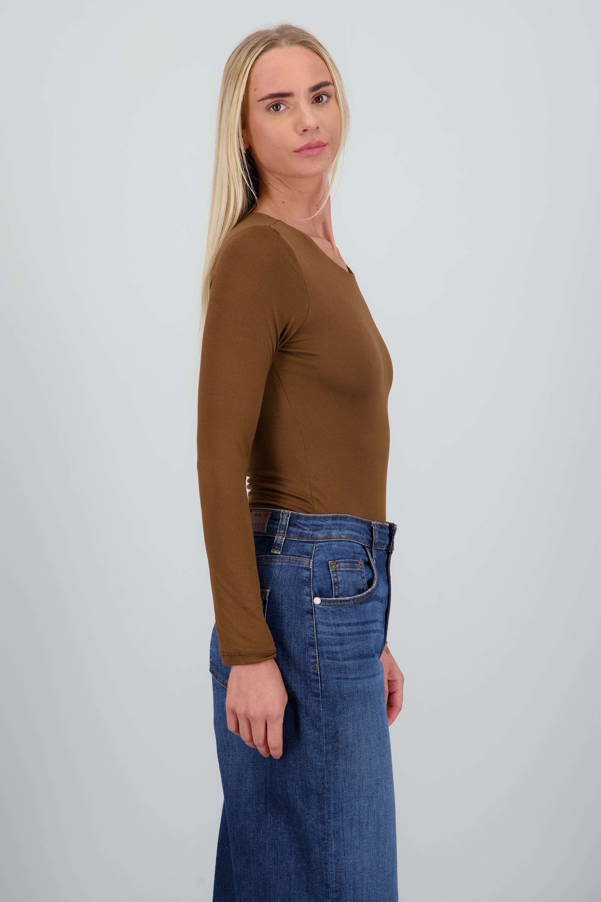 Bodysuit escote redondo cerrado CAFE