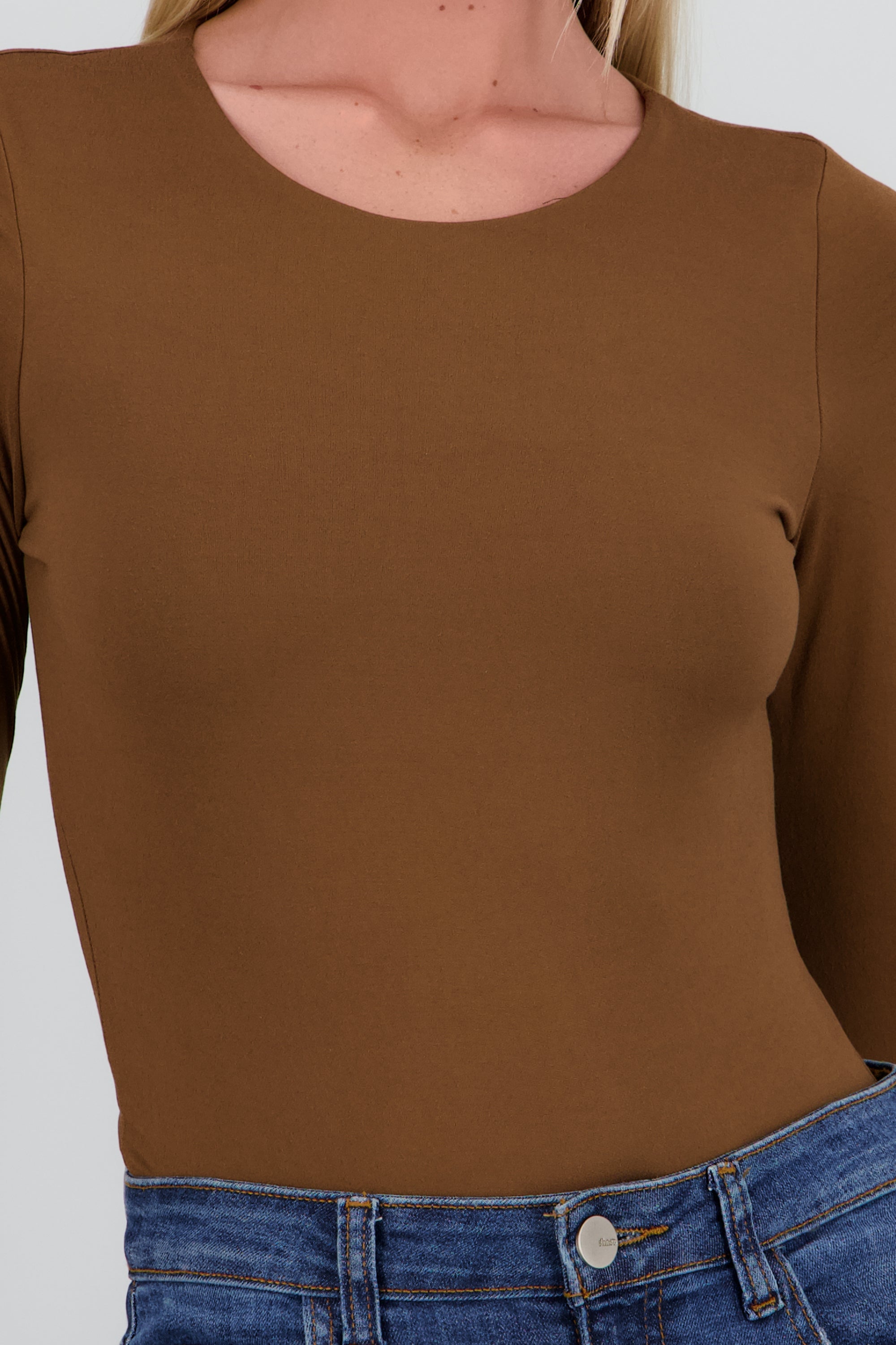 Bodysuit escote redondo cerrado CAFE