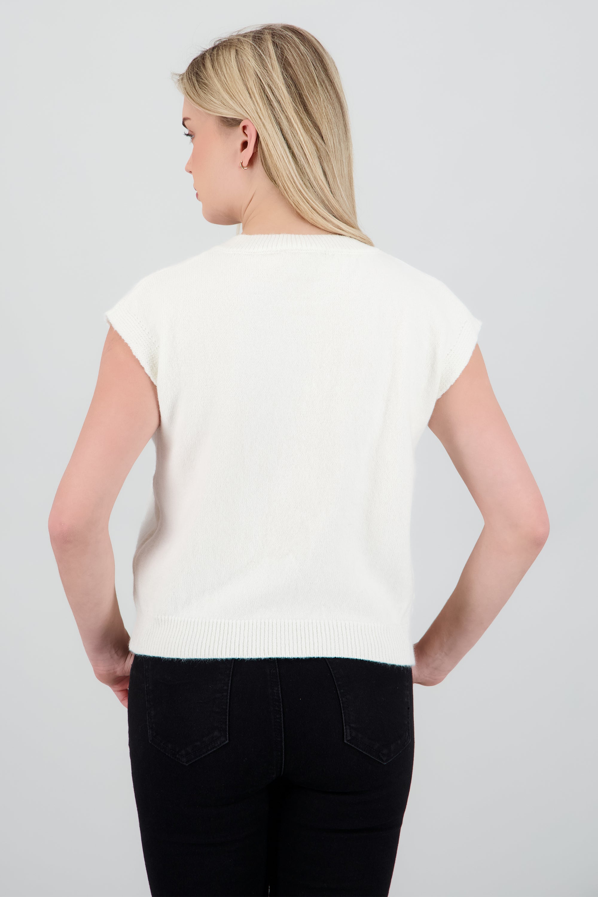 Chaleco tejido detalle caballo HUESO COMBO