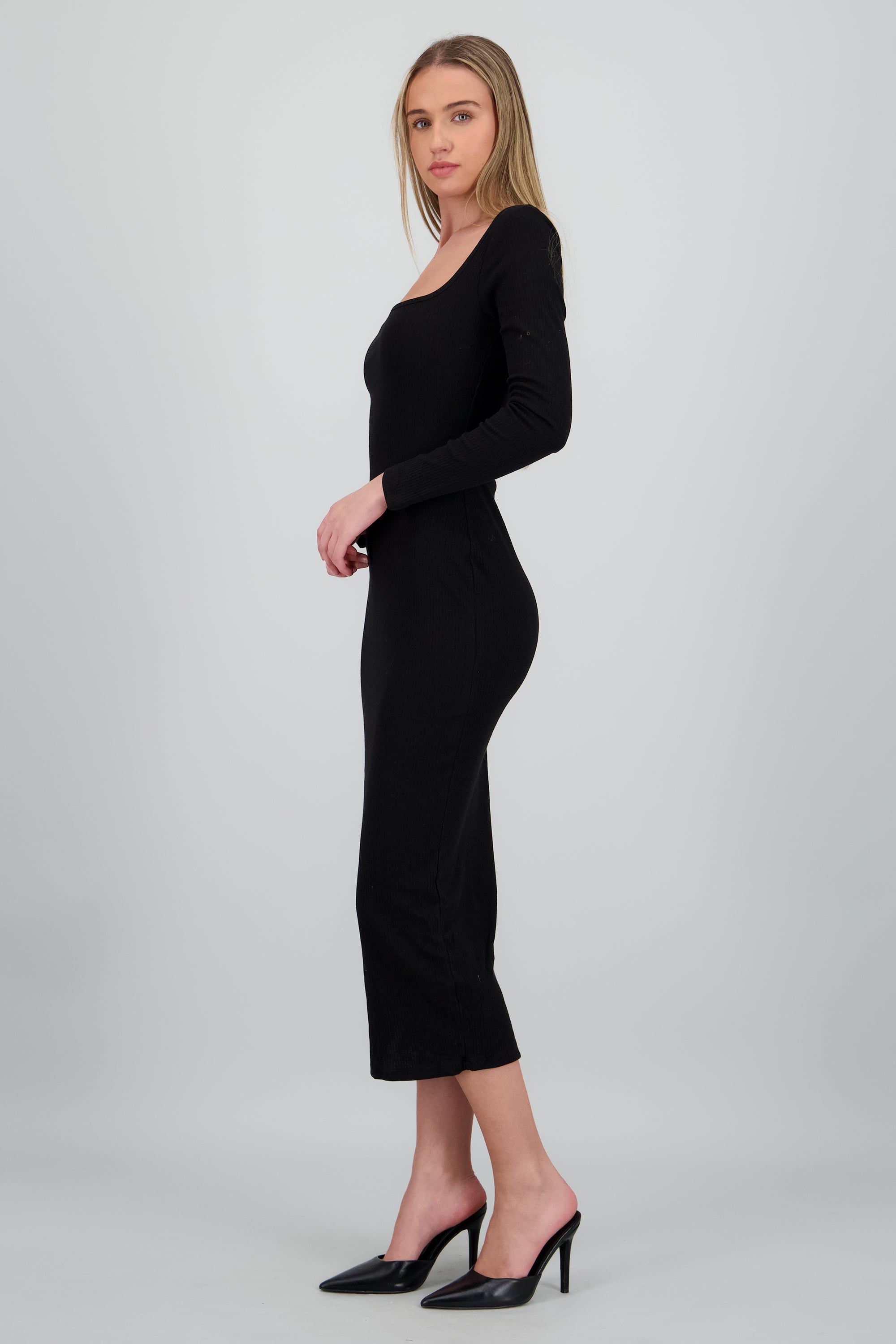 Vestido maxi rib manga larga NEGRO