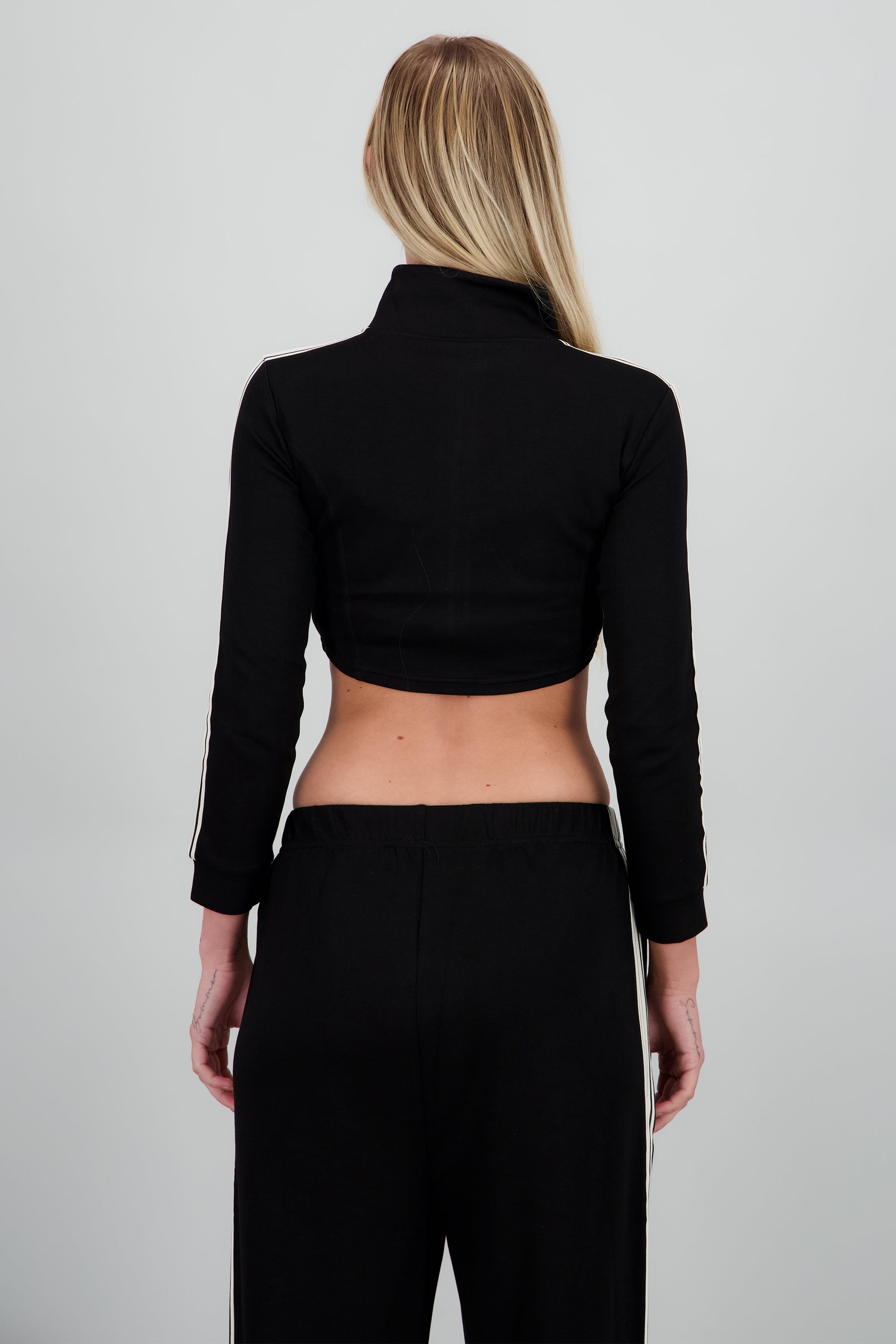 Sudadera lineas contrastes NEGRO COMBO