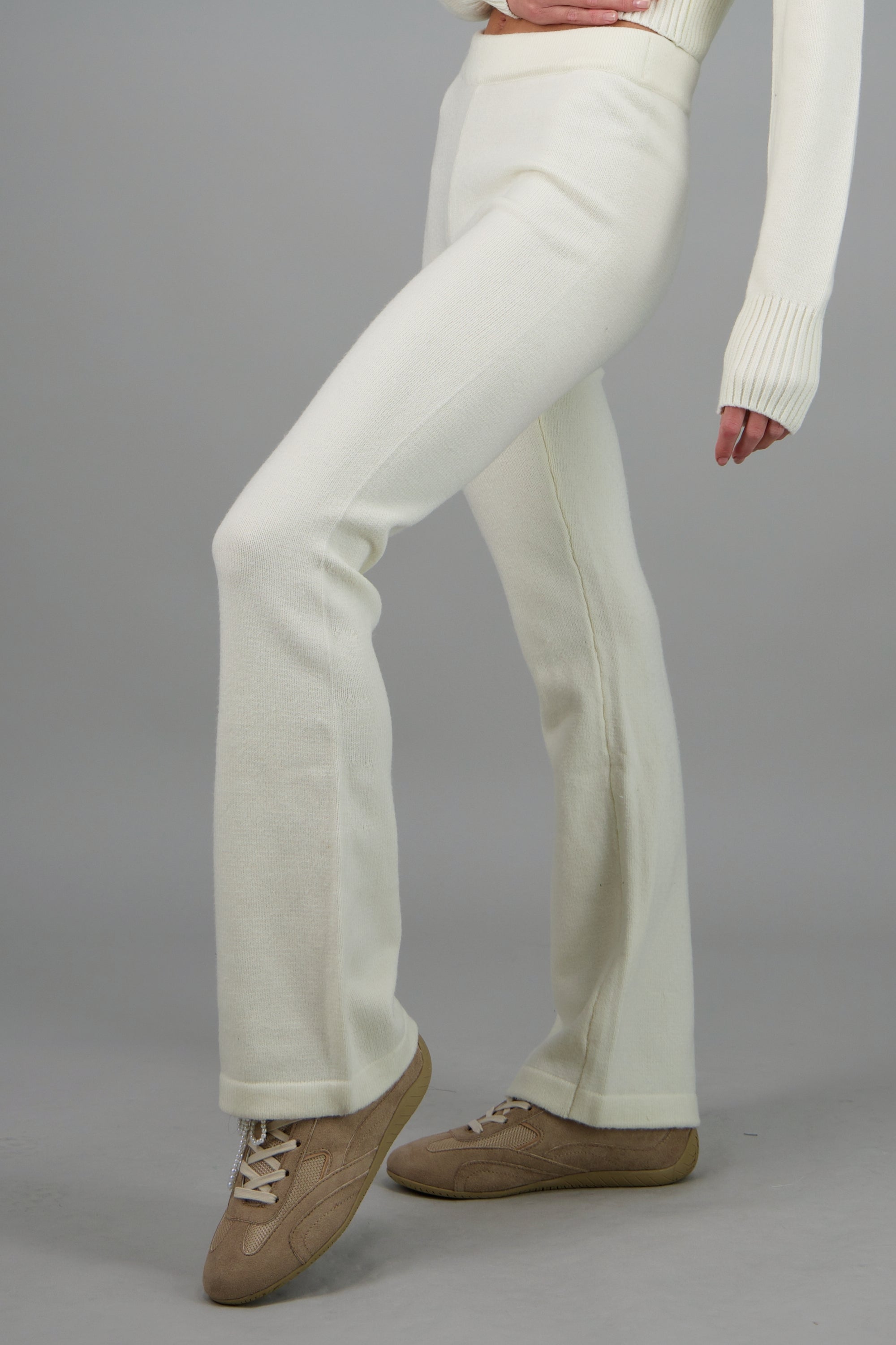 Pantalon tejido HUESO