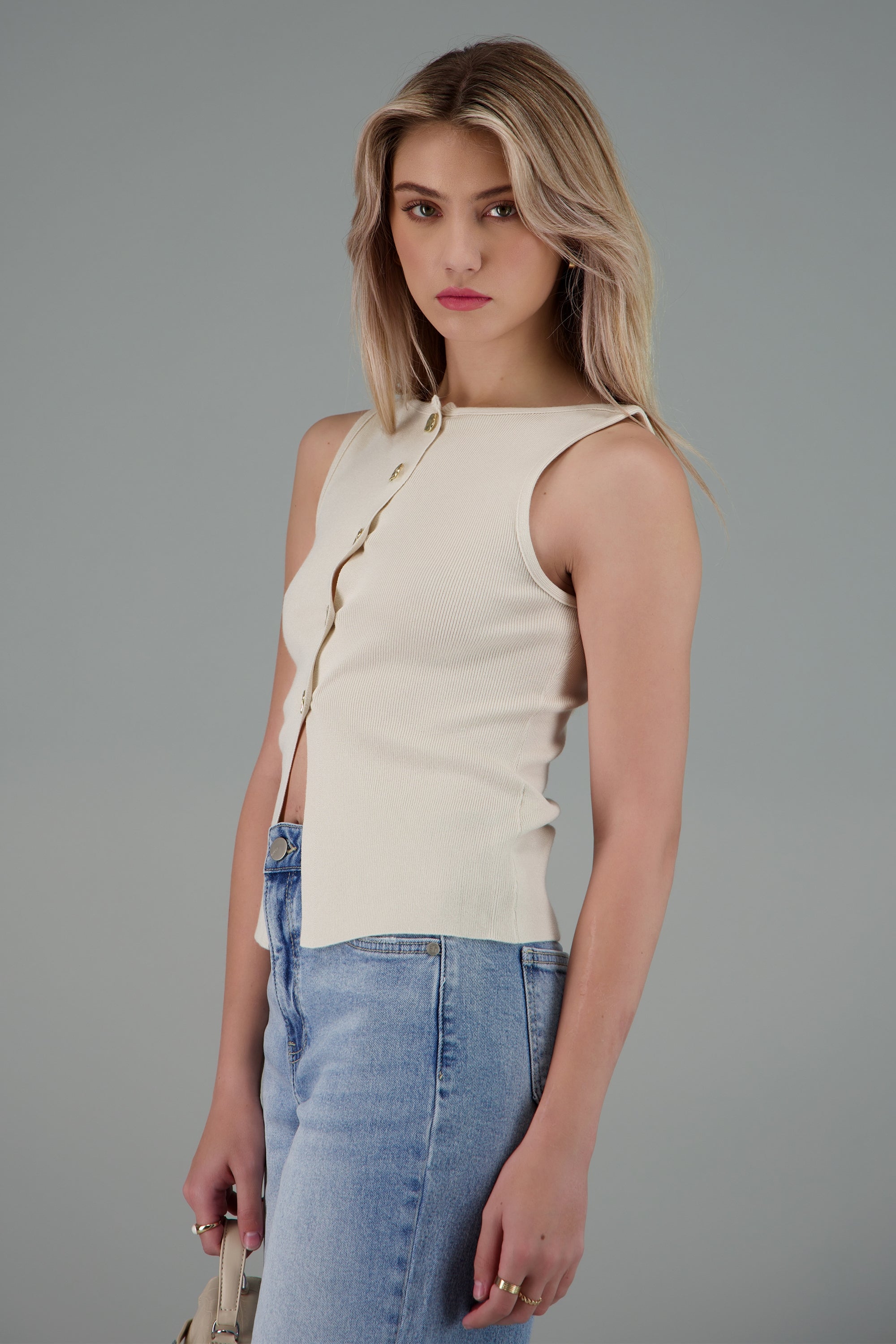 Chaleco tejido abertura CREMA