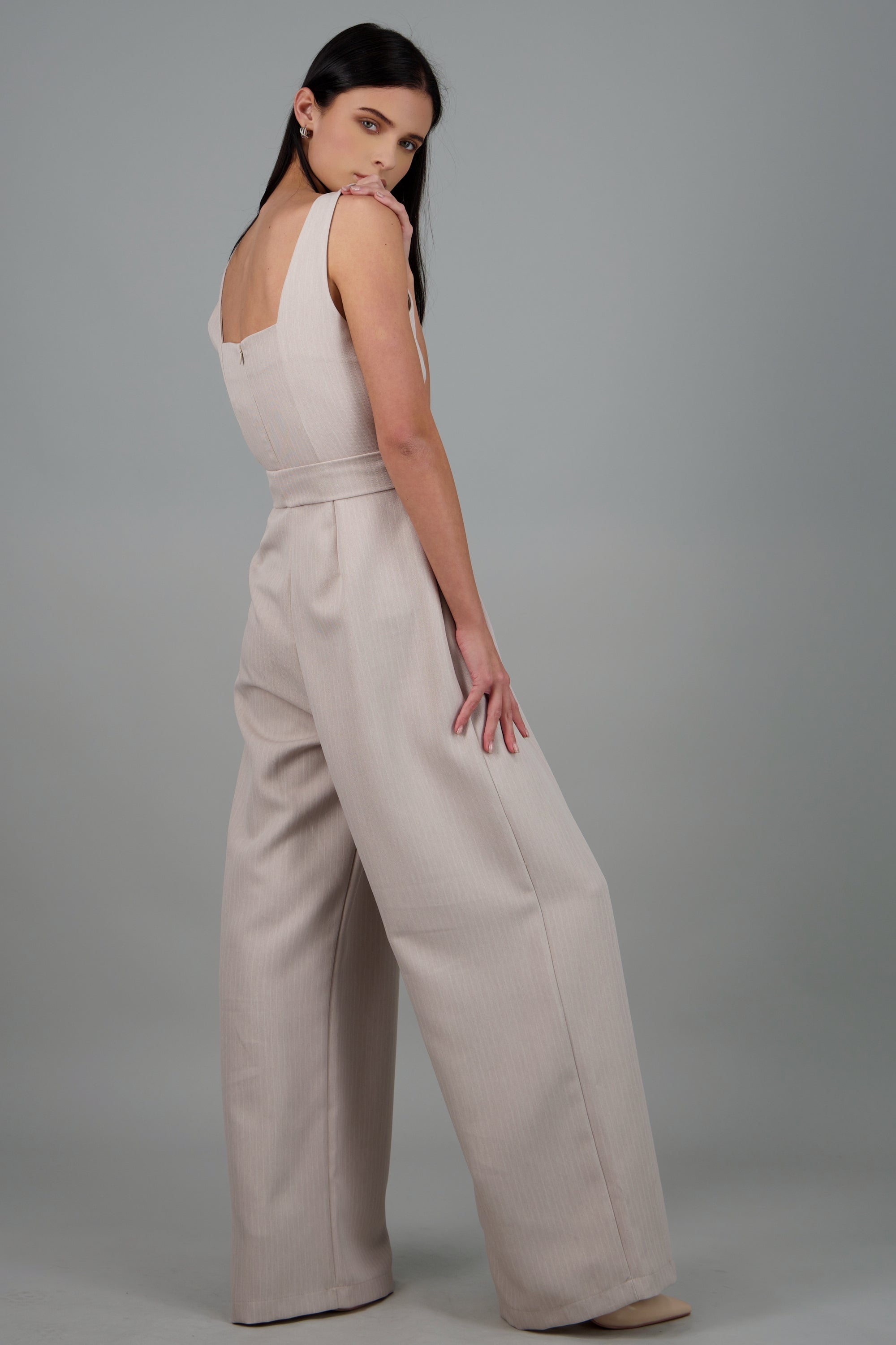 Jumpsuit sastreado esc cuadrado ARENA