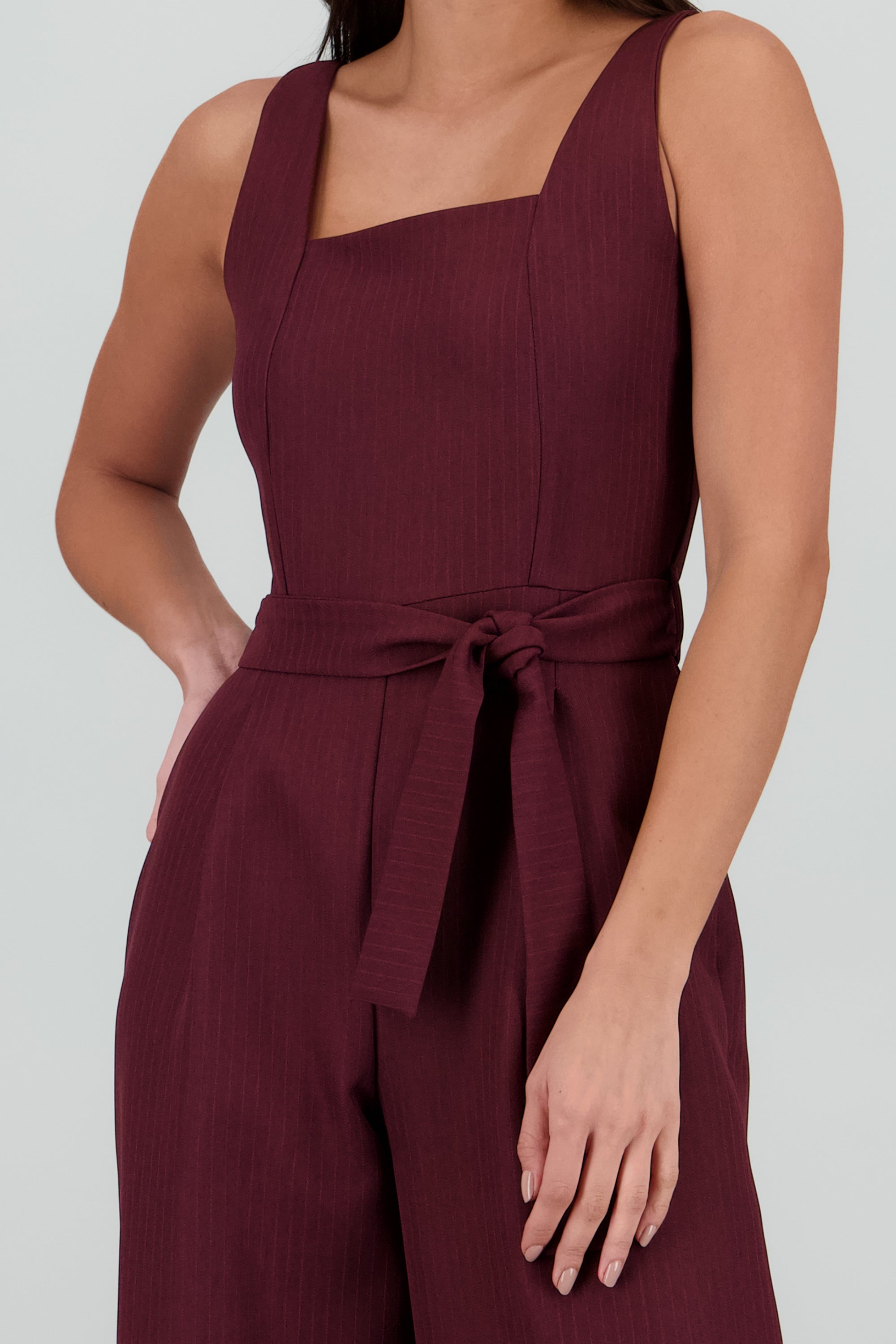 Jumpsuit sastreado esc cuadrado VINO