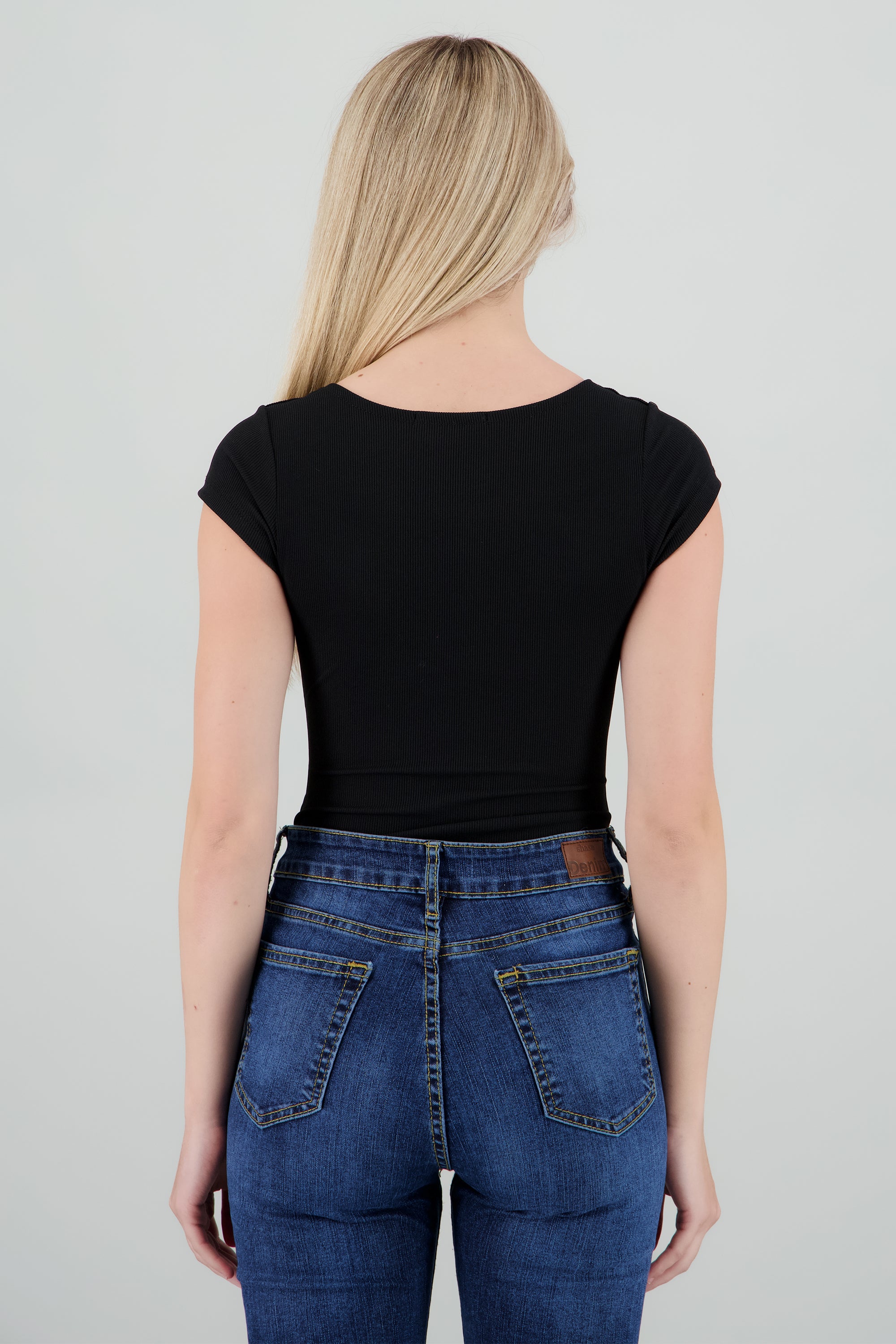 Body escote cuadrado rib NEGRO