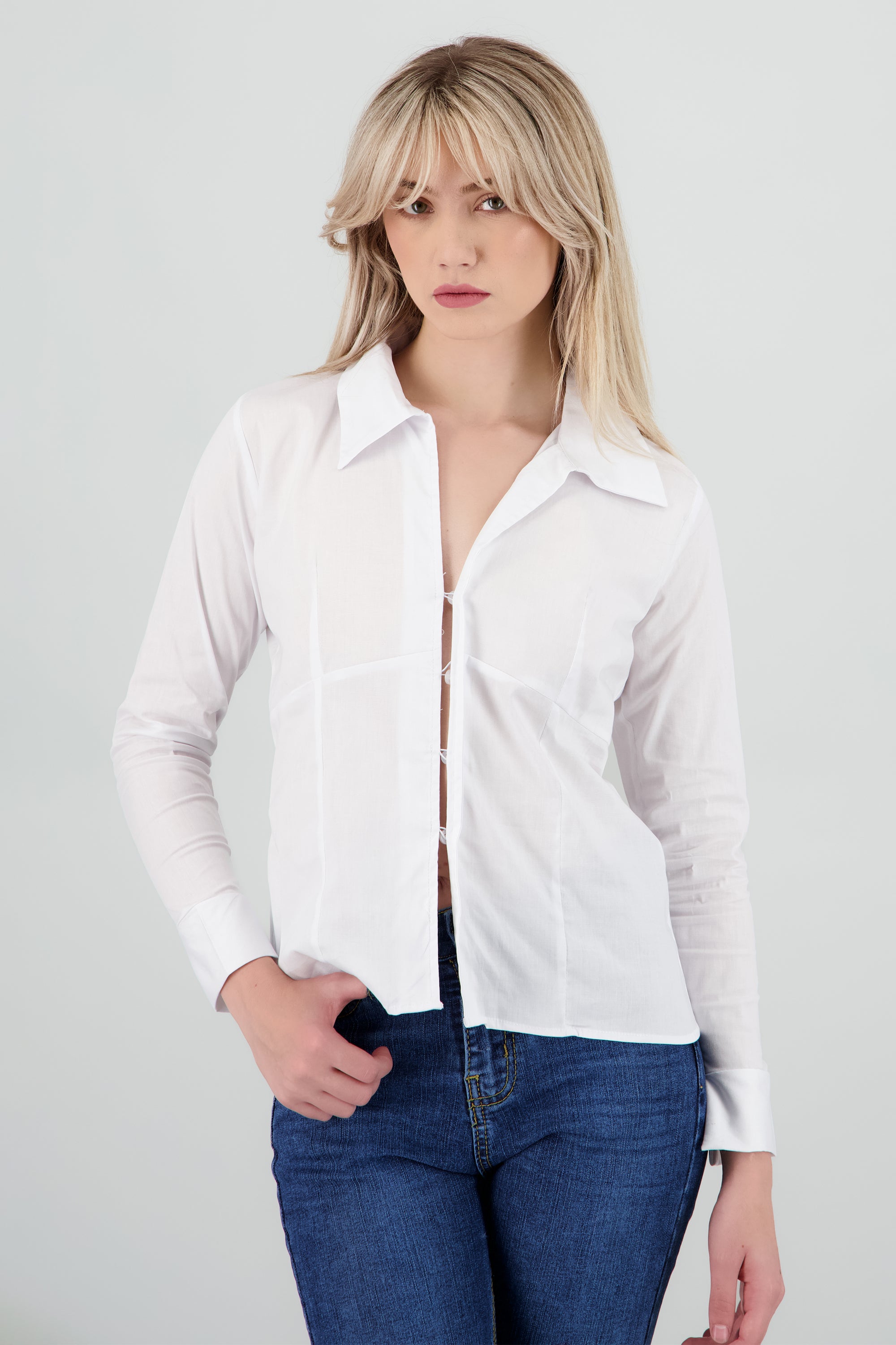 Camisa manga larga detalle cortes BLANCO