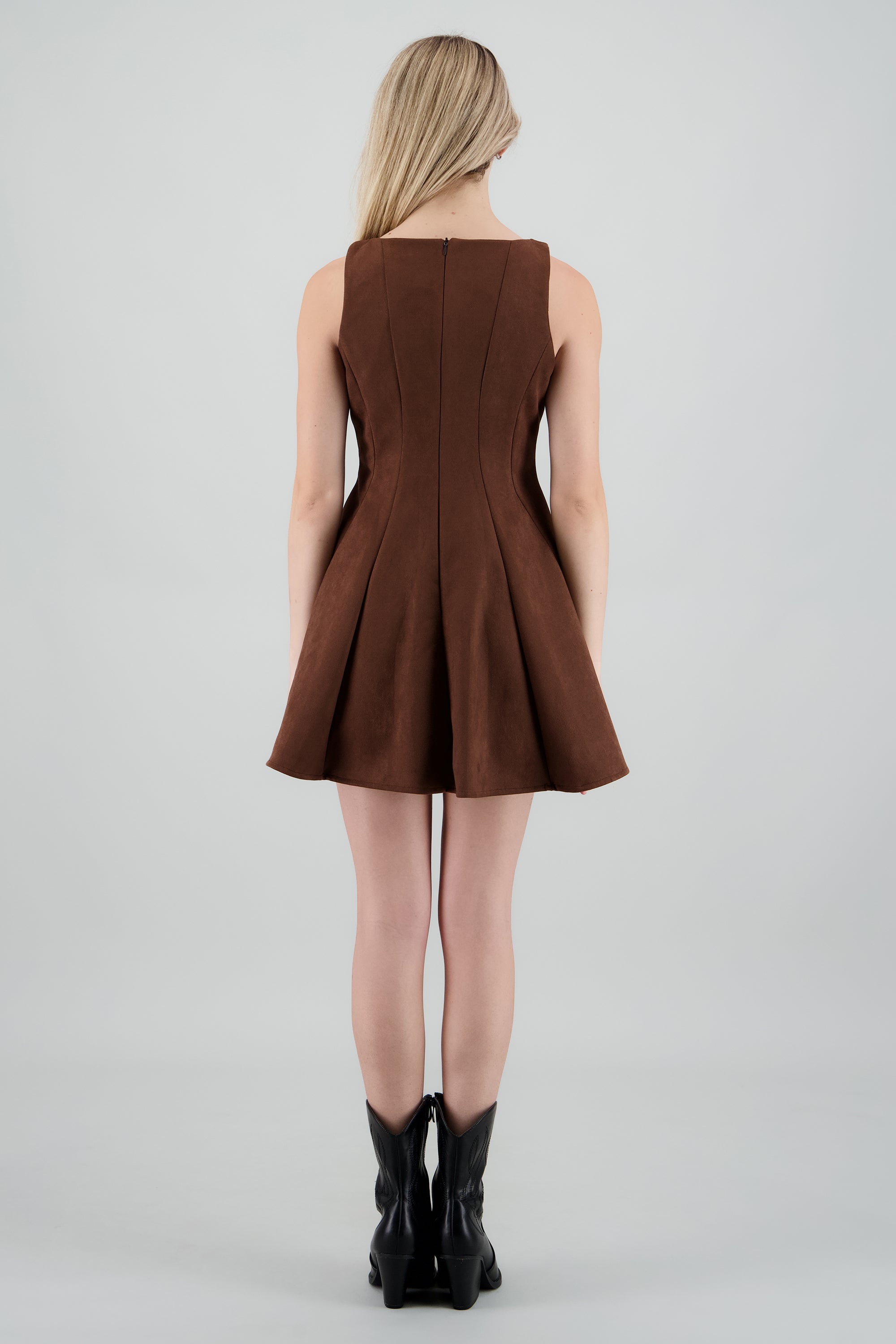 Vestido corto de suede con cortes CHOCOLATE