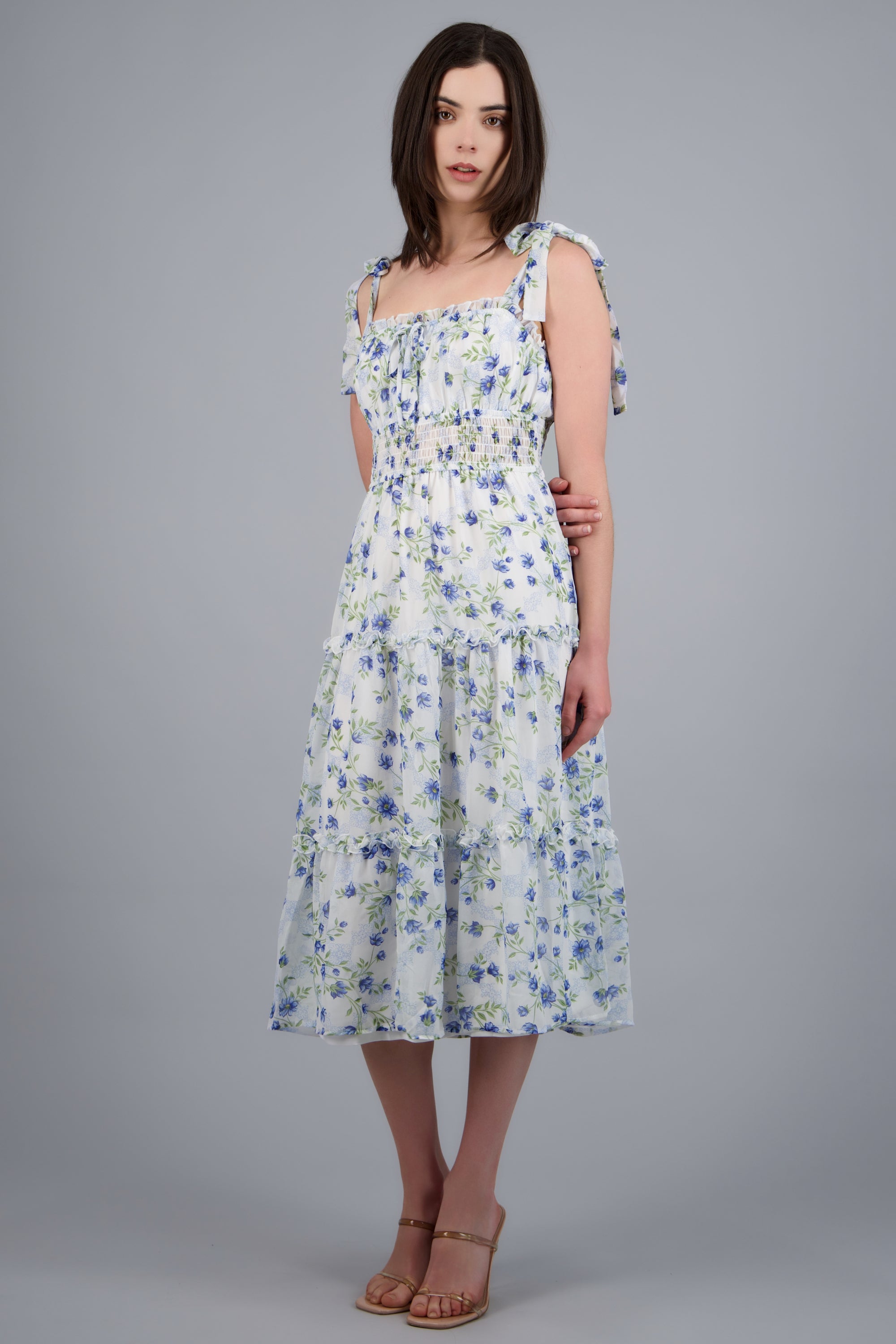 VESTIDO FLORES TIRANTES AMARRE BLANCO COMBO
