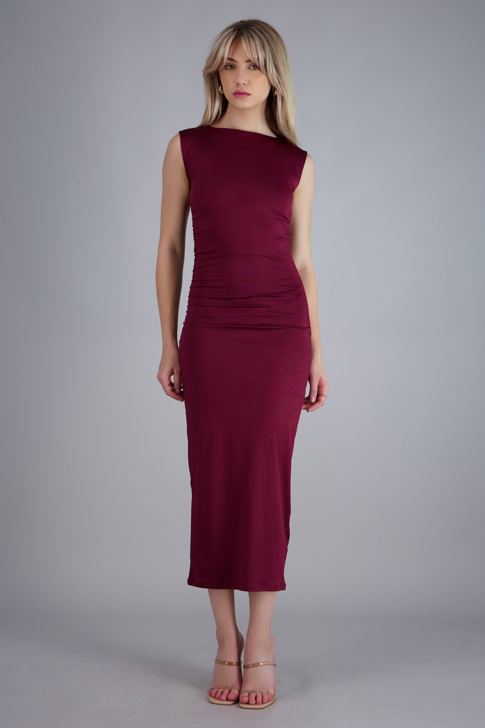 Vestido midi drapeado sin manga VINO