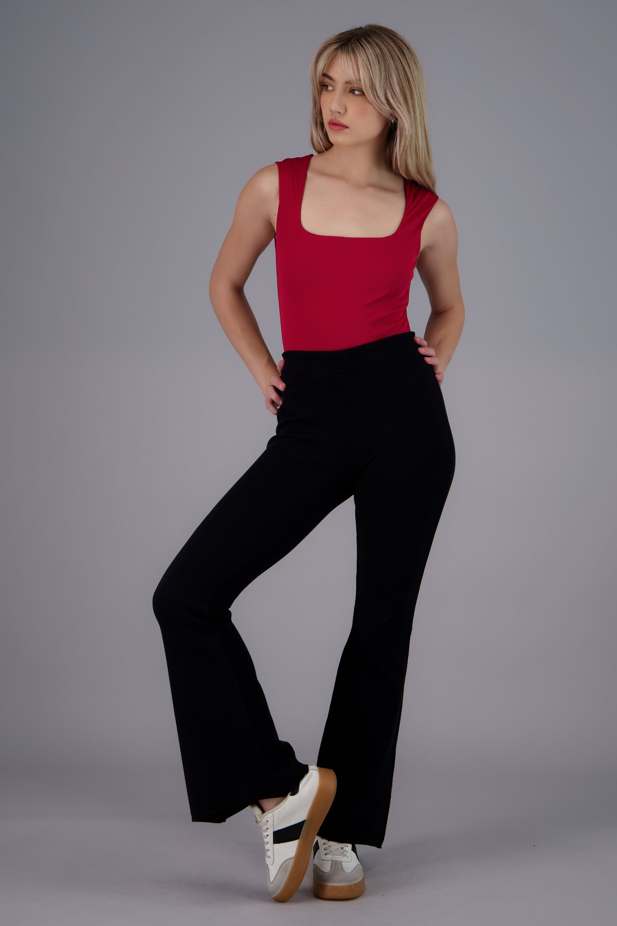 Pantalon tejido flare NEGRO